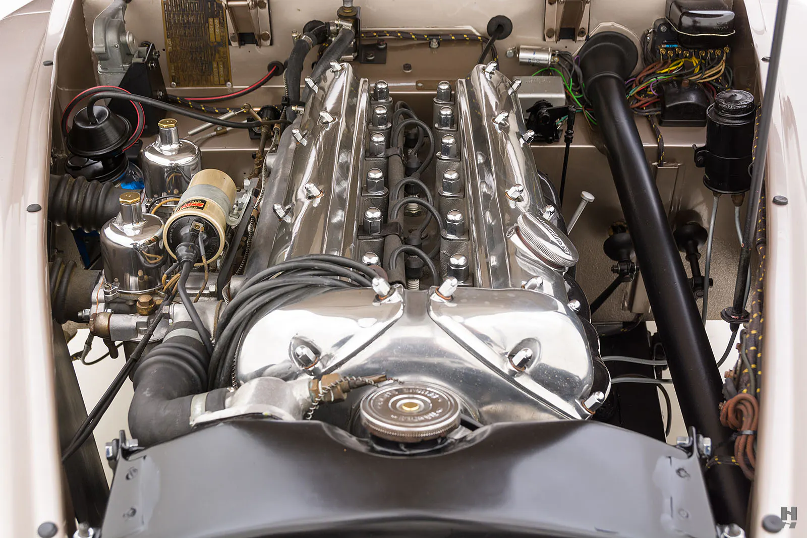 1953 Jaguar XK 120 2dr Fixed-Head Coupe Courtesy of Hyman Ltd.
