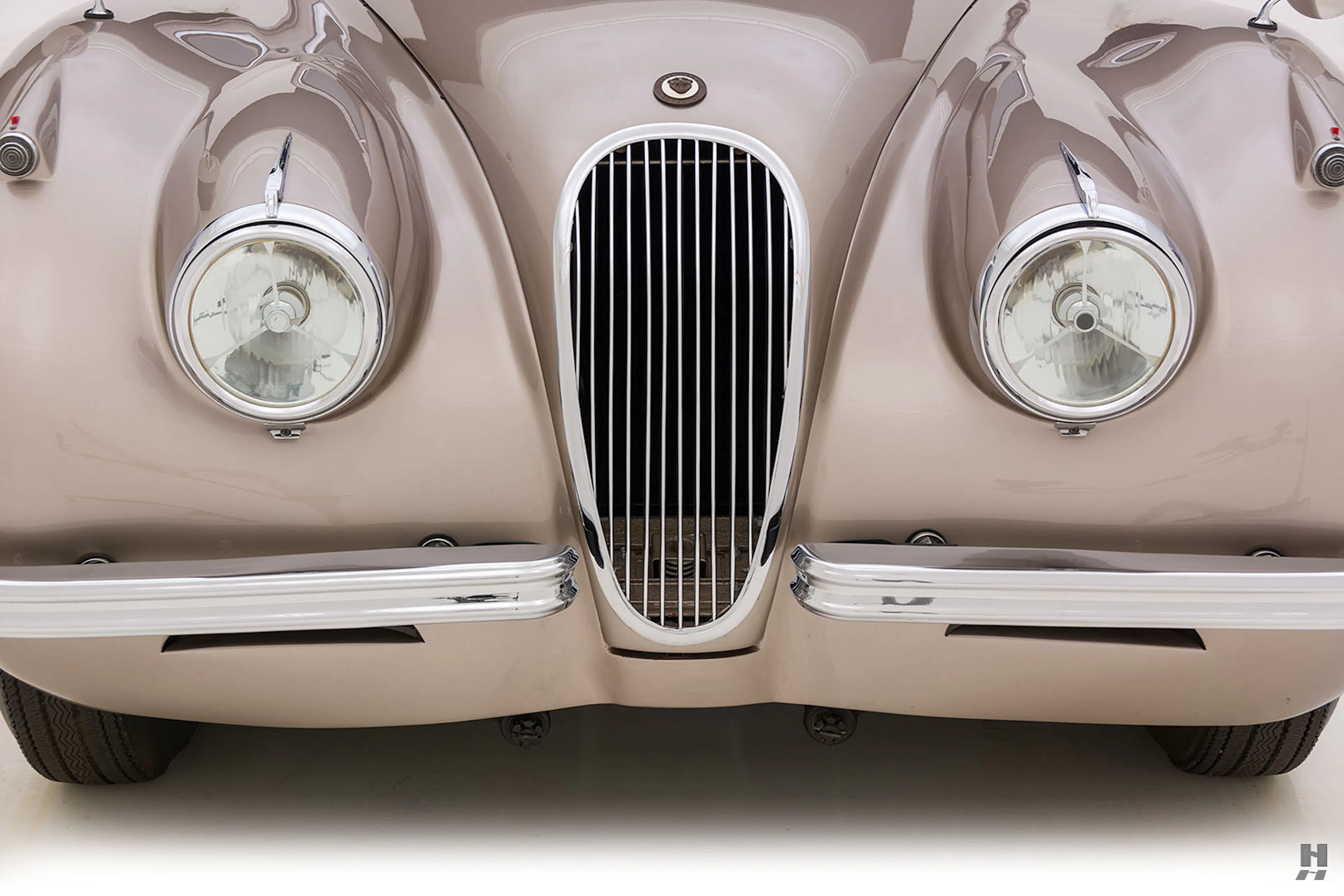 1953 Jaguar XK 120 2dr Fixed-Head Coupe Courtesy of Hyman Ltd.