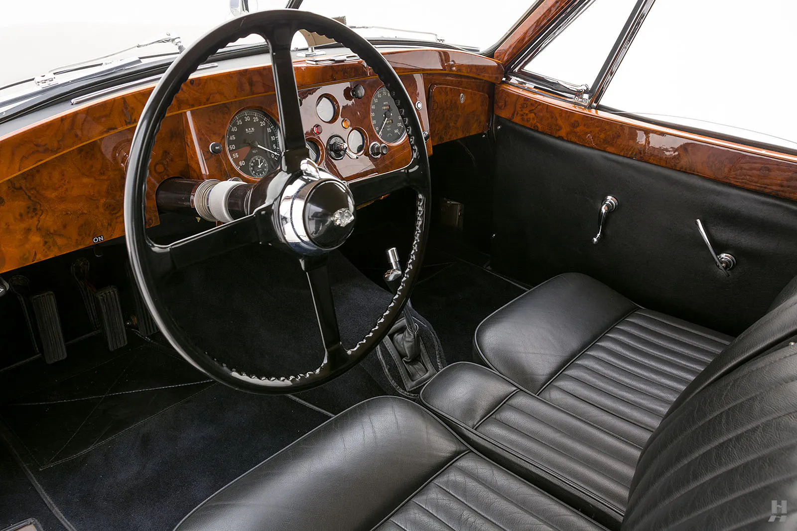 1953 Jaguar XK 120 2dr Fixed-Head Coupe Courtesy of Hyman Ltd.