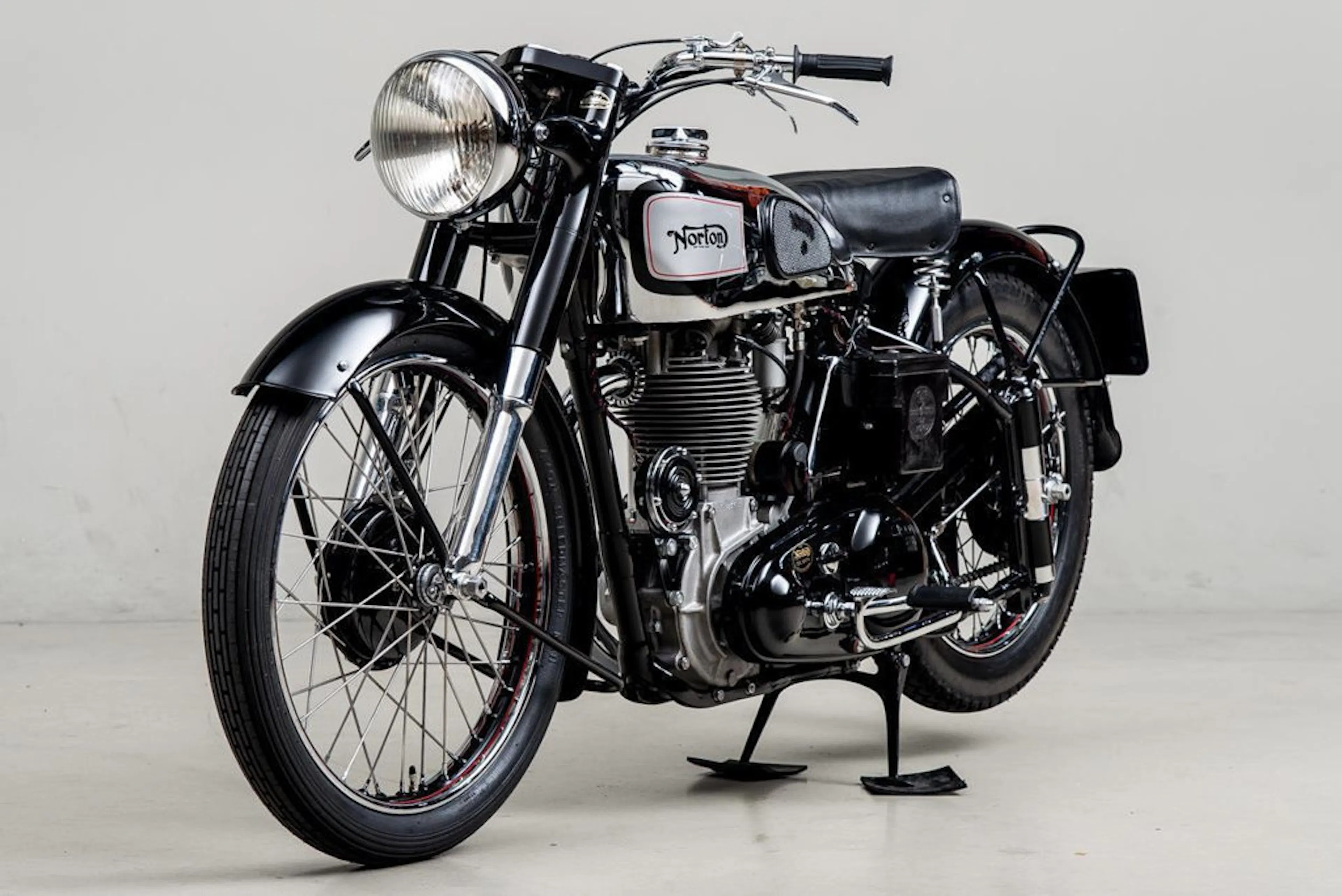 1948 Norton Model 30 International Courtesy of Canepa