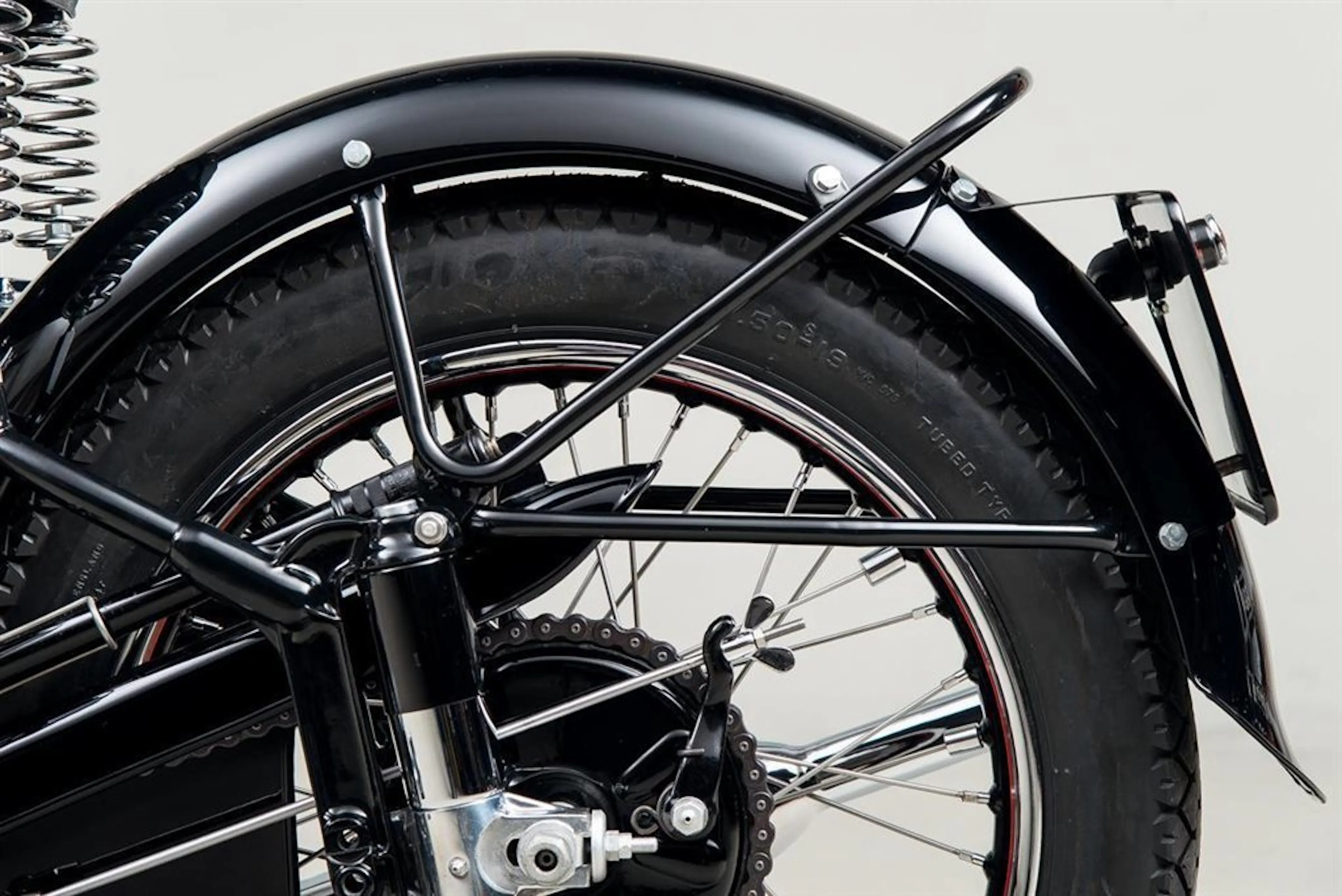 1948 Norton Model 30 International Courtesy of Canepa