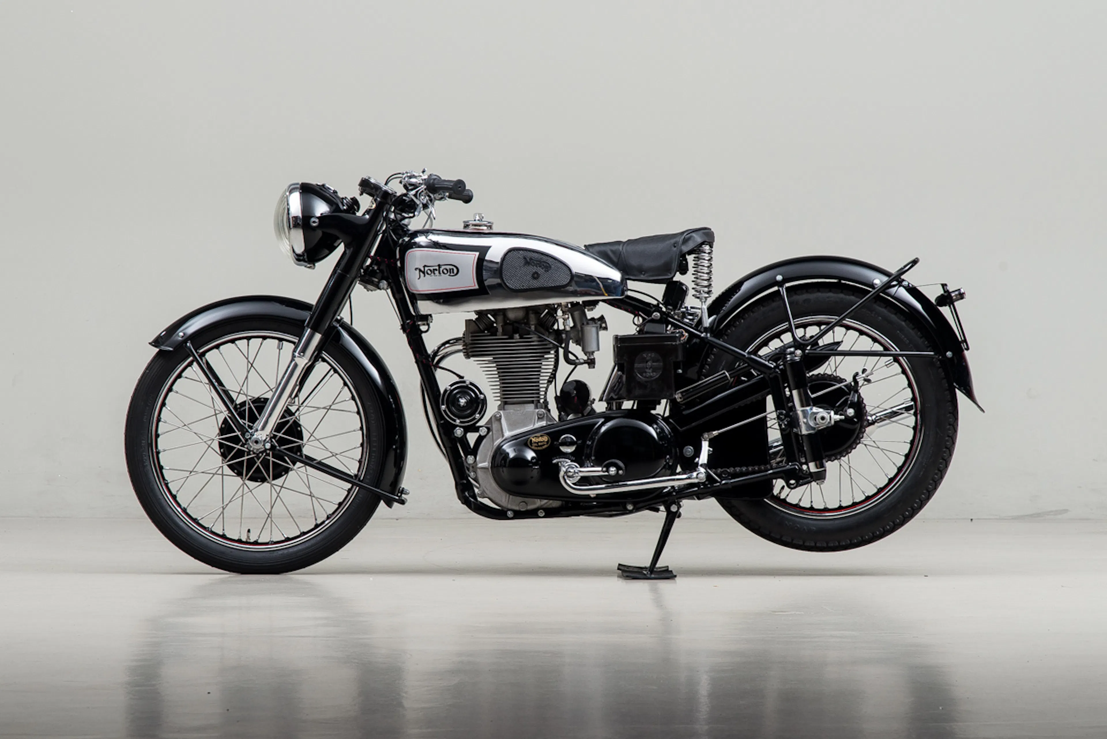 1948 Norton Model 30 International Courtesy of Canepa
