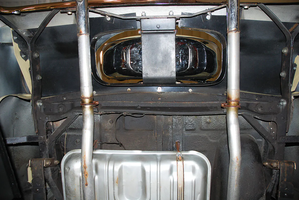 1953 Oldsmobile Ninety-Eight 2dr Holiday Coupe Courtesy of Hyman Ltd.