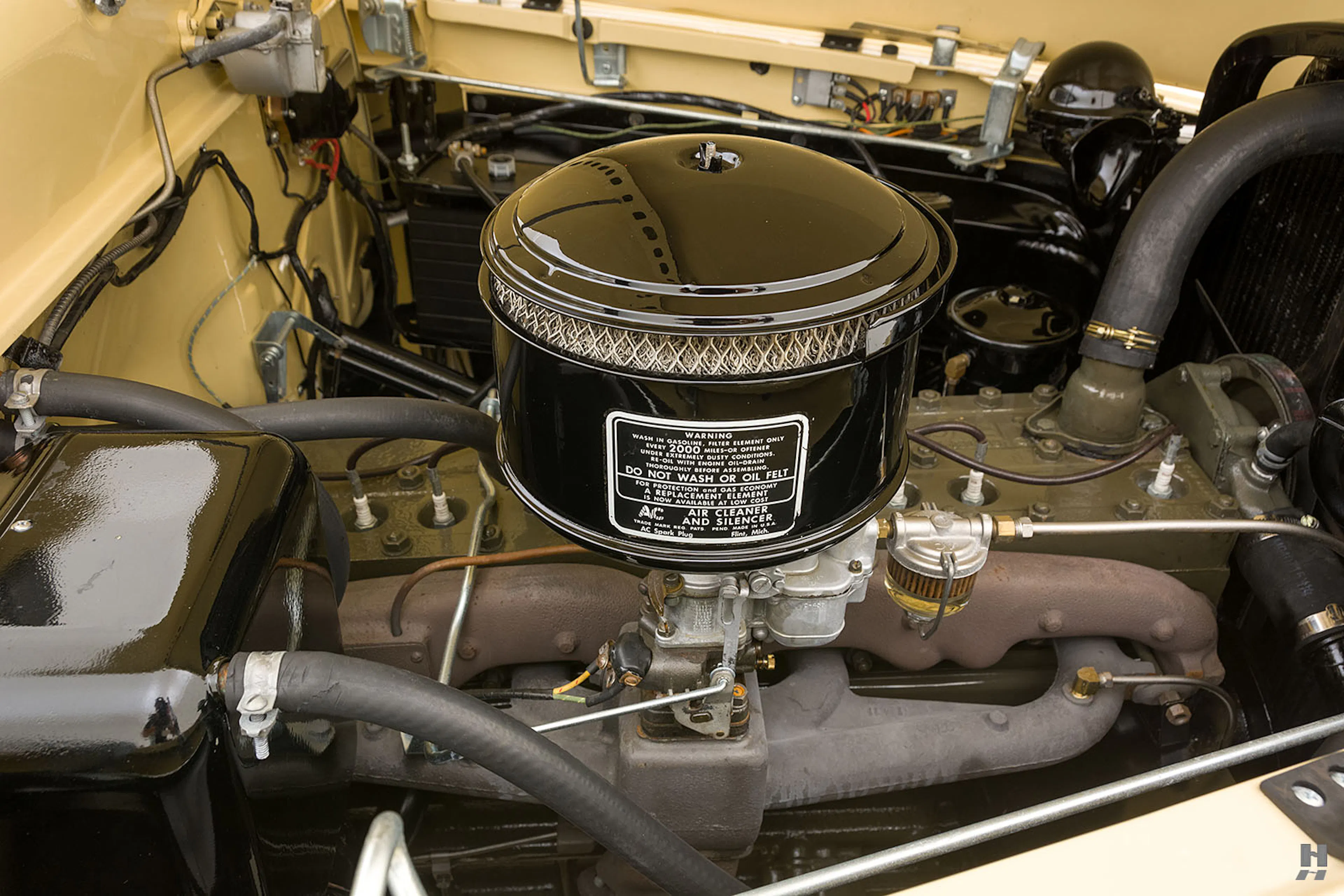 1950 Packard Eight 4dr Station Sedan Courtesy of Hyman Ltd.