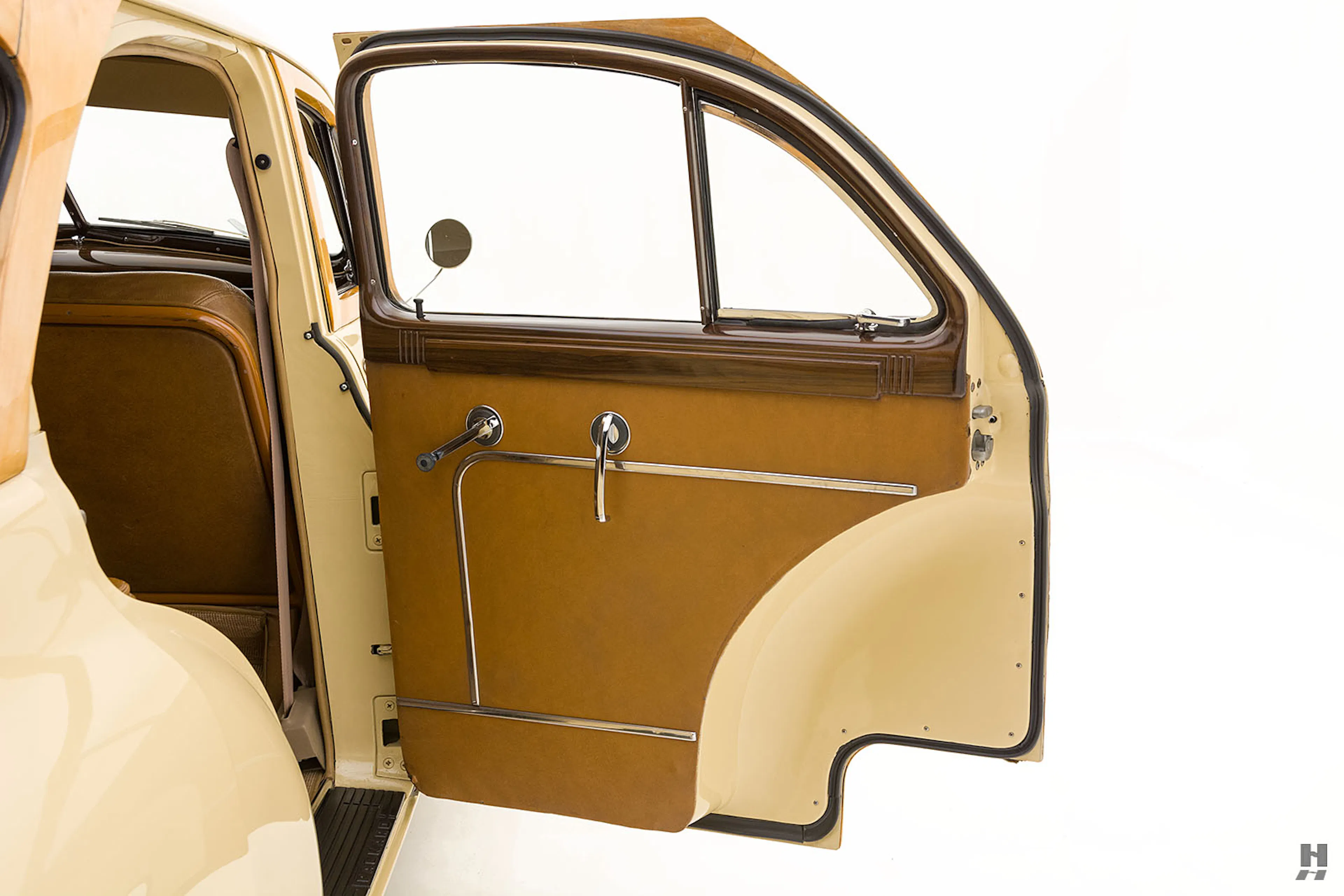 1950 Packard Eight 4dr Station Sedan Courtesy of Hyman Ltd.