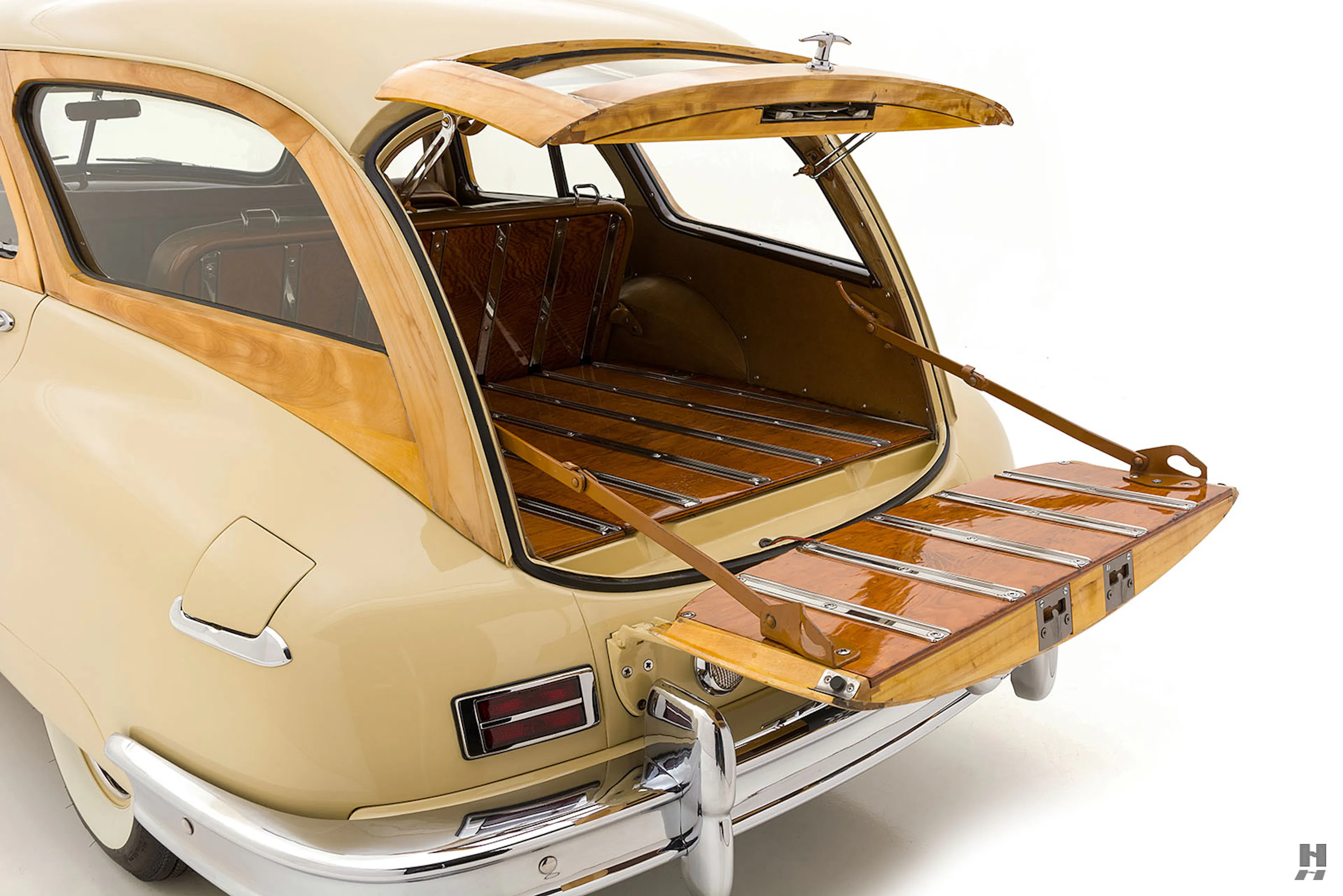 1950 Packard Eight 4dr Station Sedan Courtesy of Hyman Ltd.