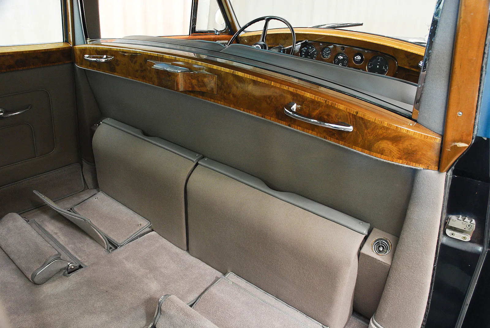 1962 Rolls-Royce Phantom V Mulliner Park Ward 4dr Limousine Courtesy of Hyman Ltd.