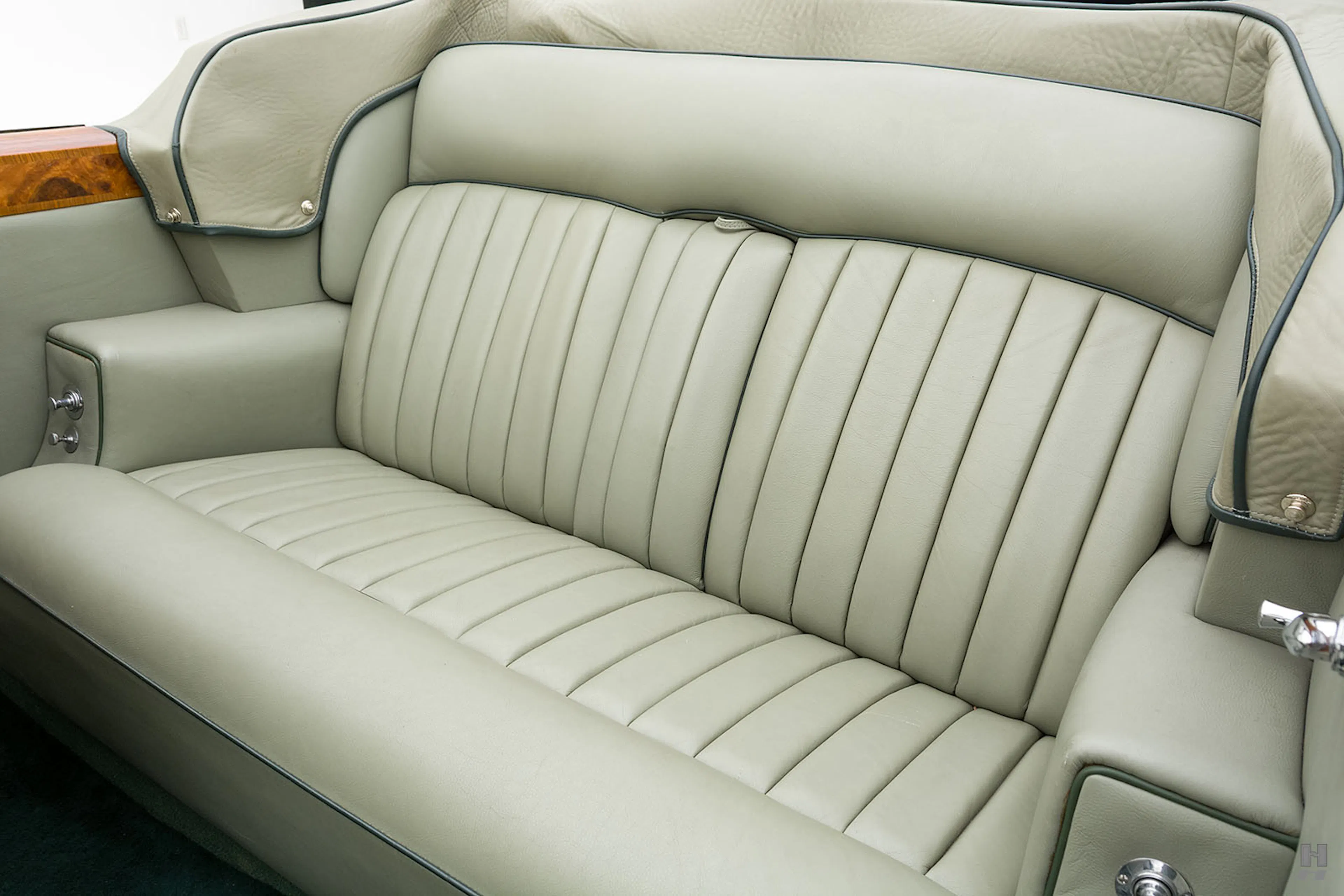 1961 Bentley S2 Coachbuilt 2dr Drophead Coupe Courtesy of Hyman Ltd.