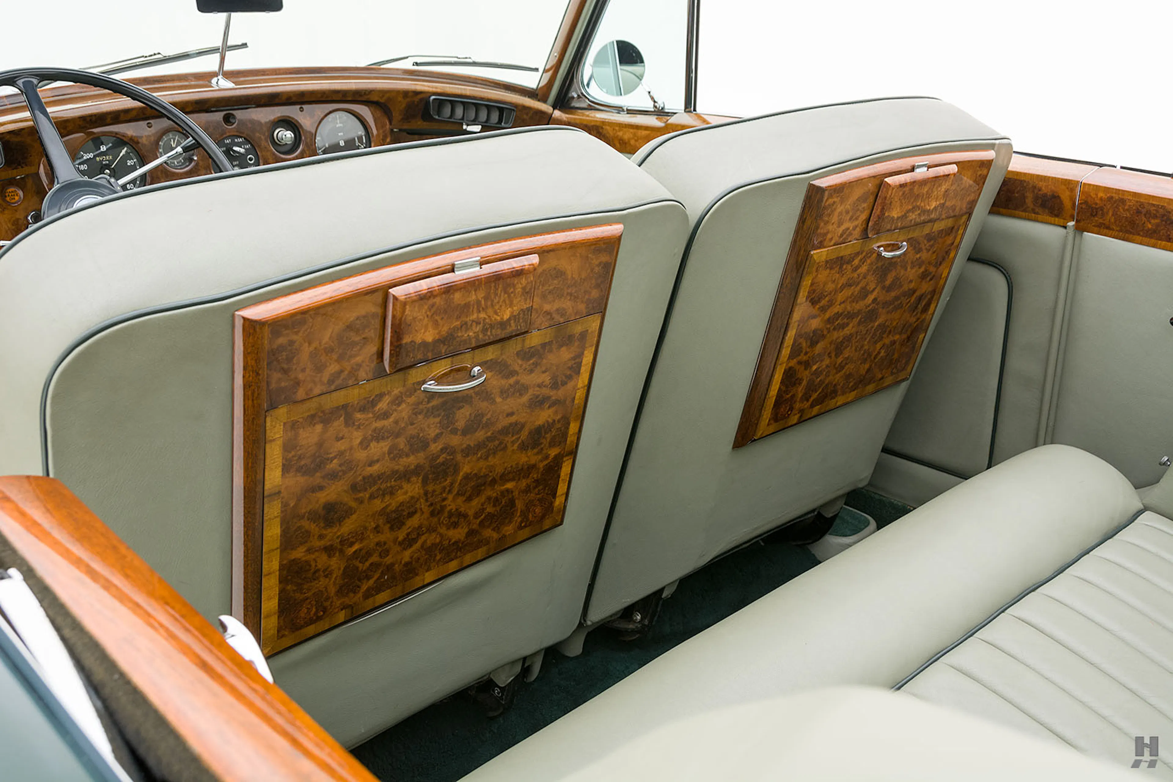 1961 Bentley S2 Coachbuilt 2dr Drophead Coupe Courtesy of Hyman Ltd.