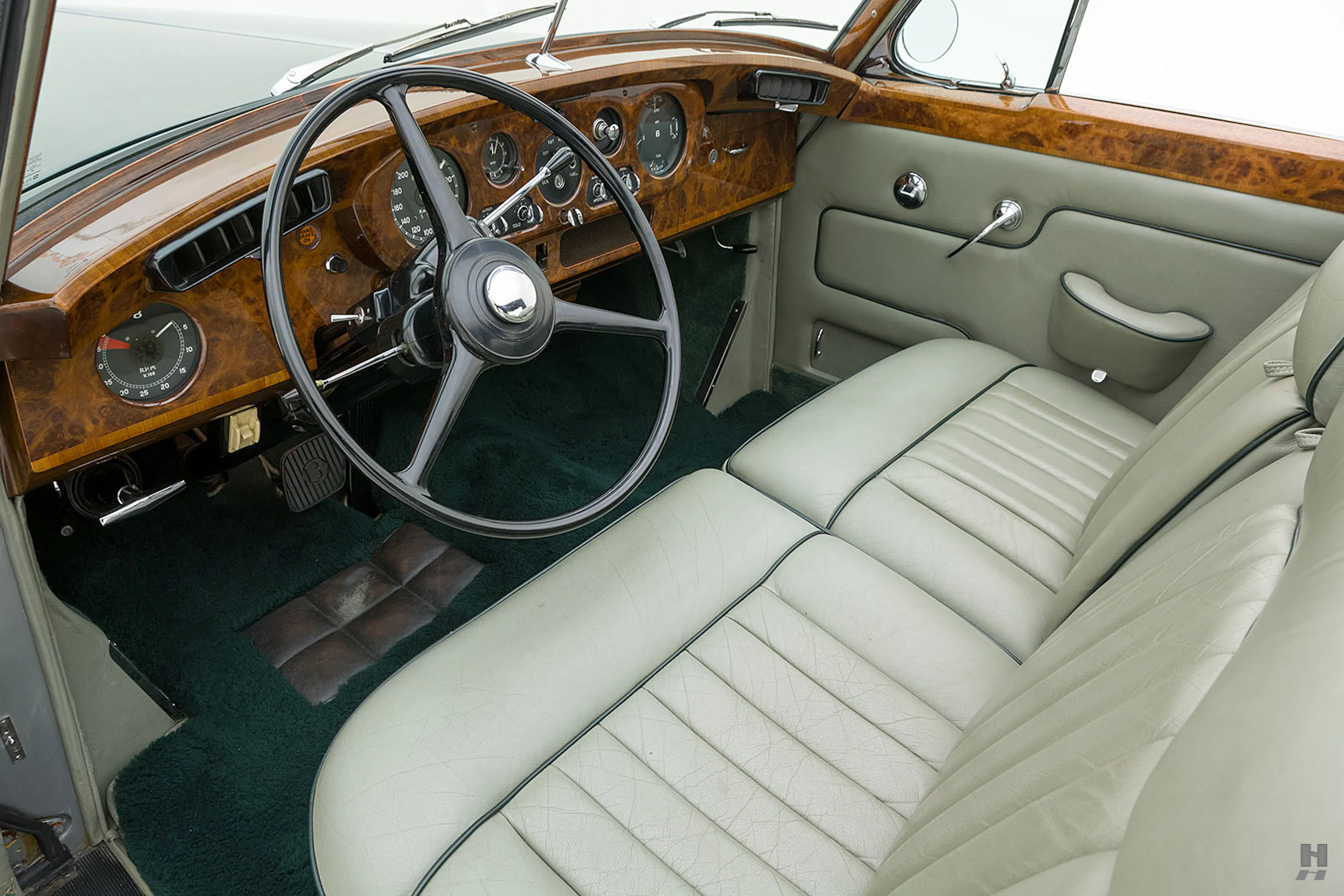 1961 Bentley S2 Coachbuilt 2dr Drophead Coupe Courtesy of Hyman Ltd.