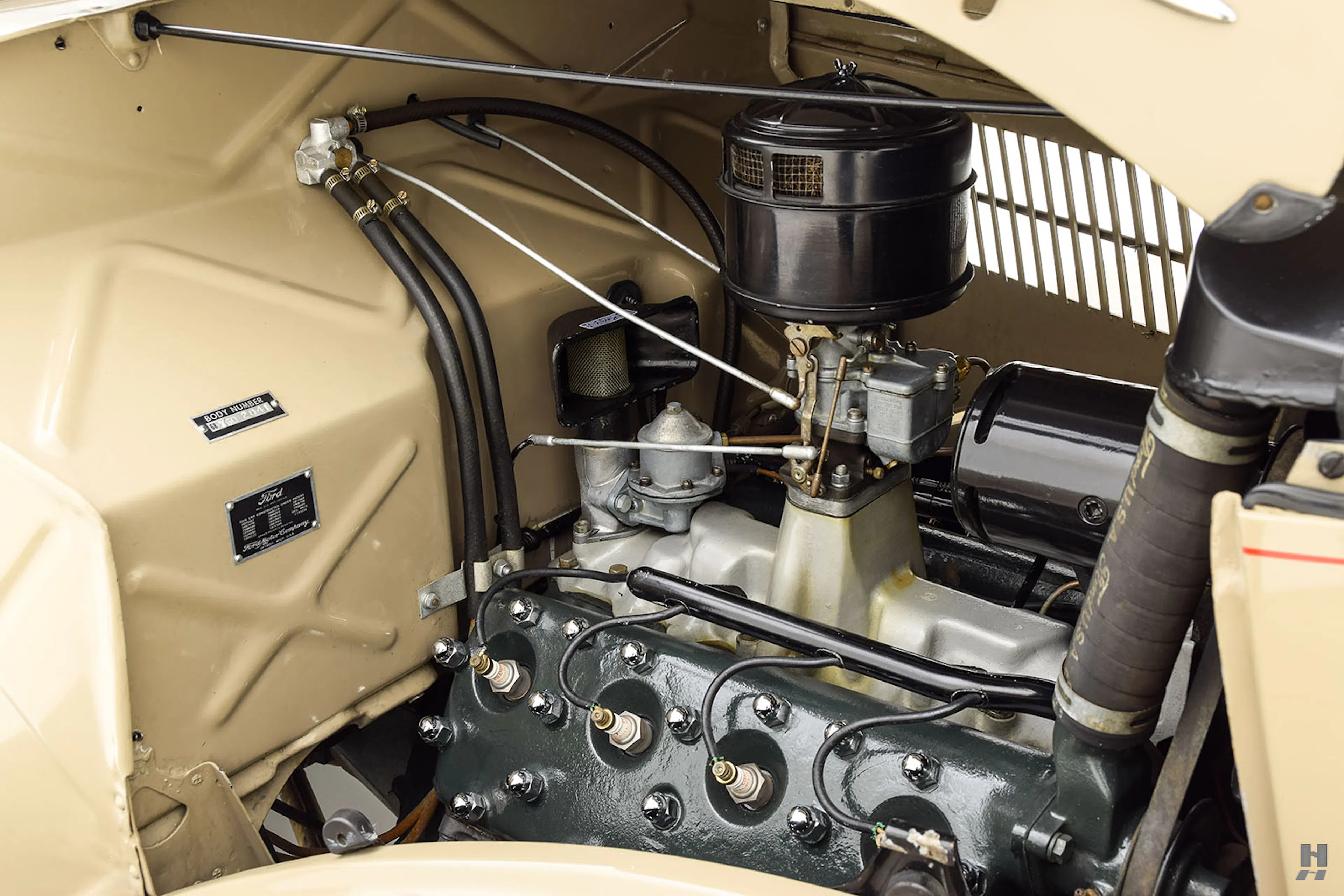 1936 Ford Model 68 Deluxe 2dr Roadster Courtesy of Hyman Ltd.