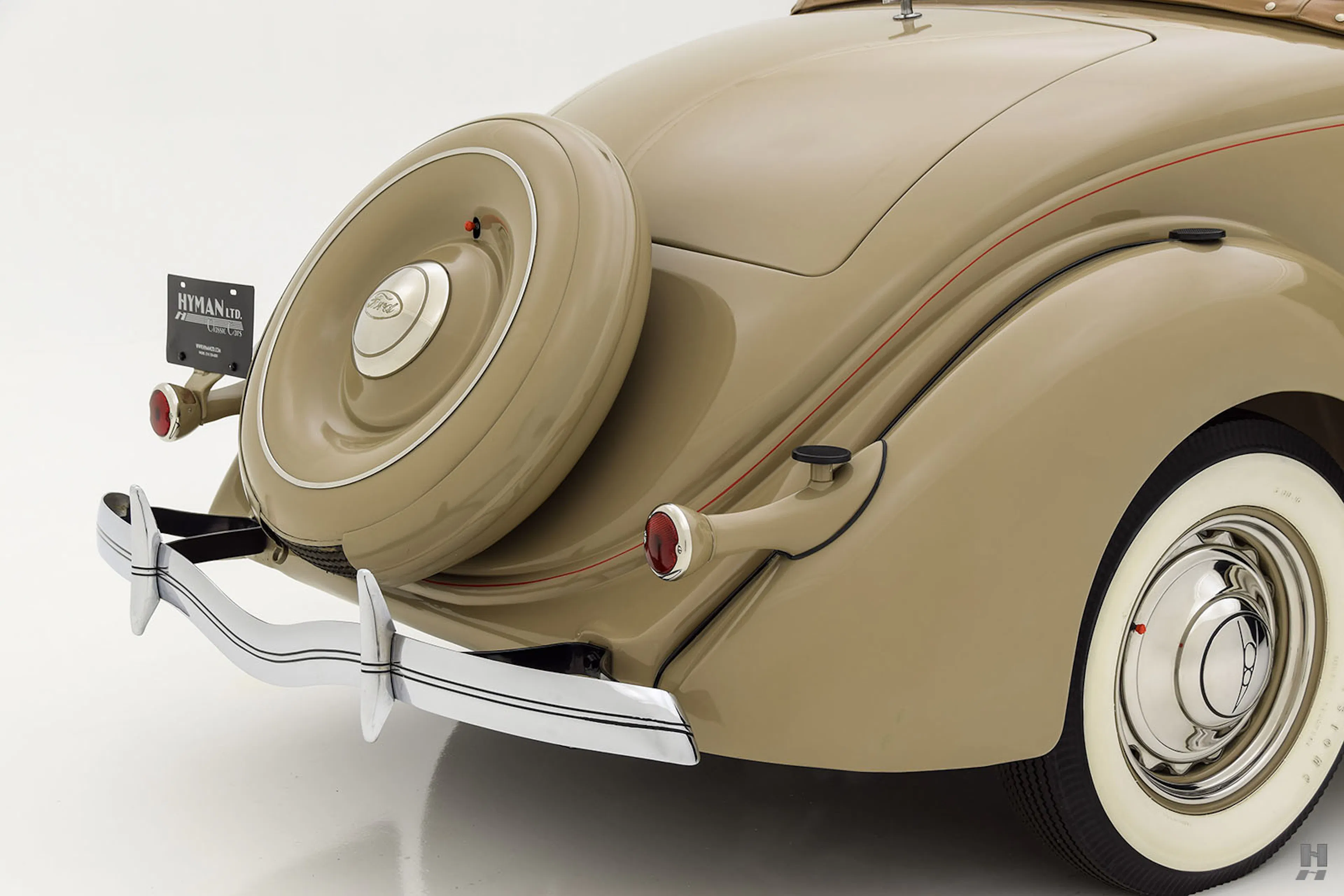 1936 Ford Model 68 Deluxe 2dr Roadster Courtesy of Hyman Ltd.