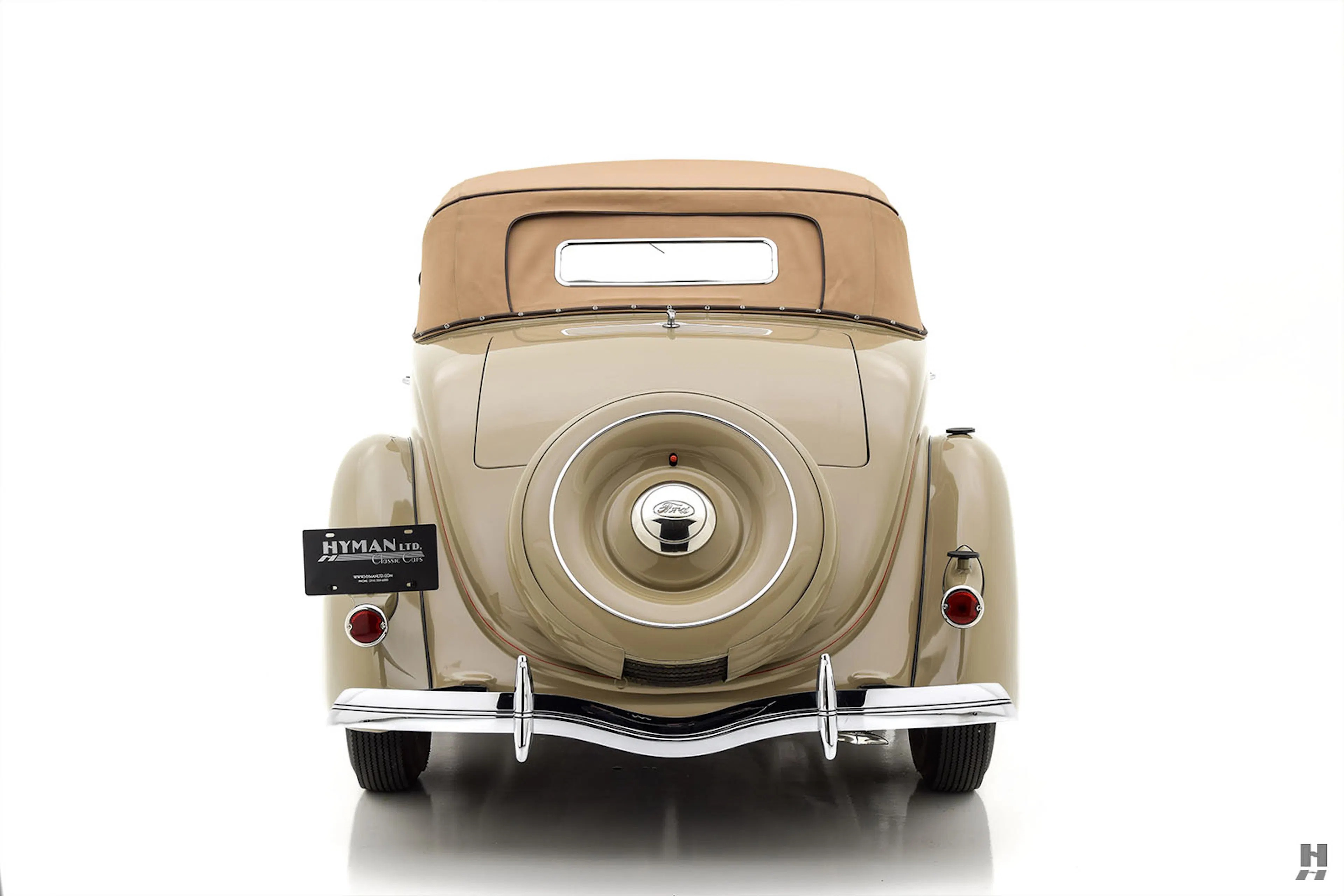 1936 Ford Model 68 Deluxe 2dr Roadster Courtesy of Hyman Ltd.