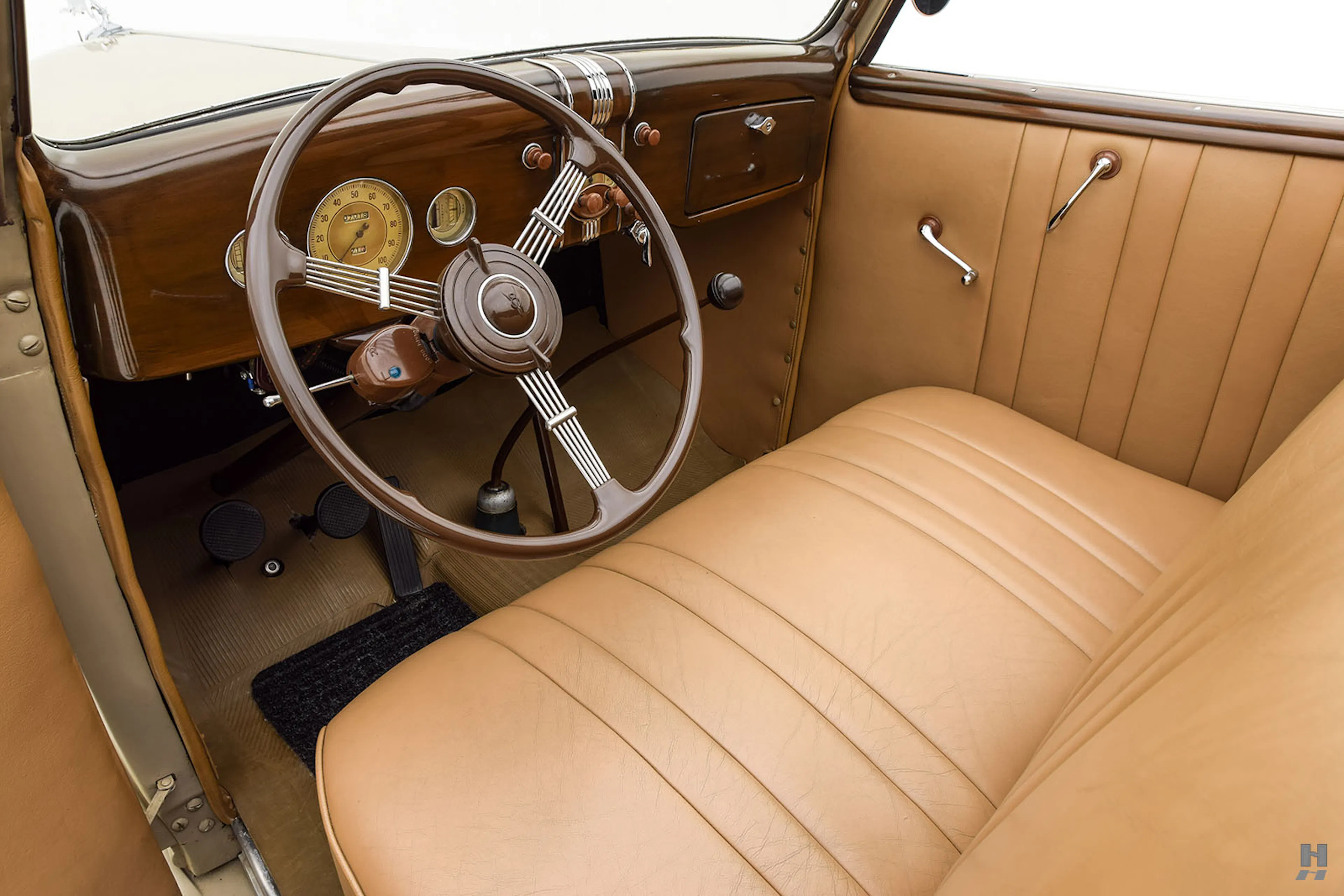 1936 Ford Model 68 Deluxe 2dr Roadster Courtesy of Hyman Ltd.