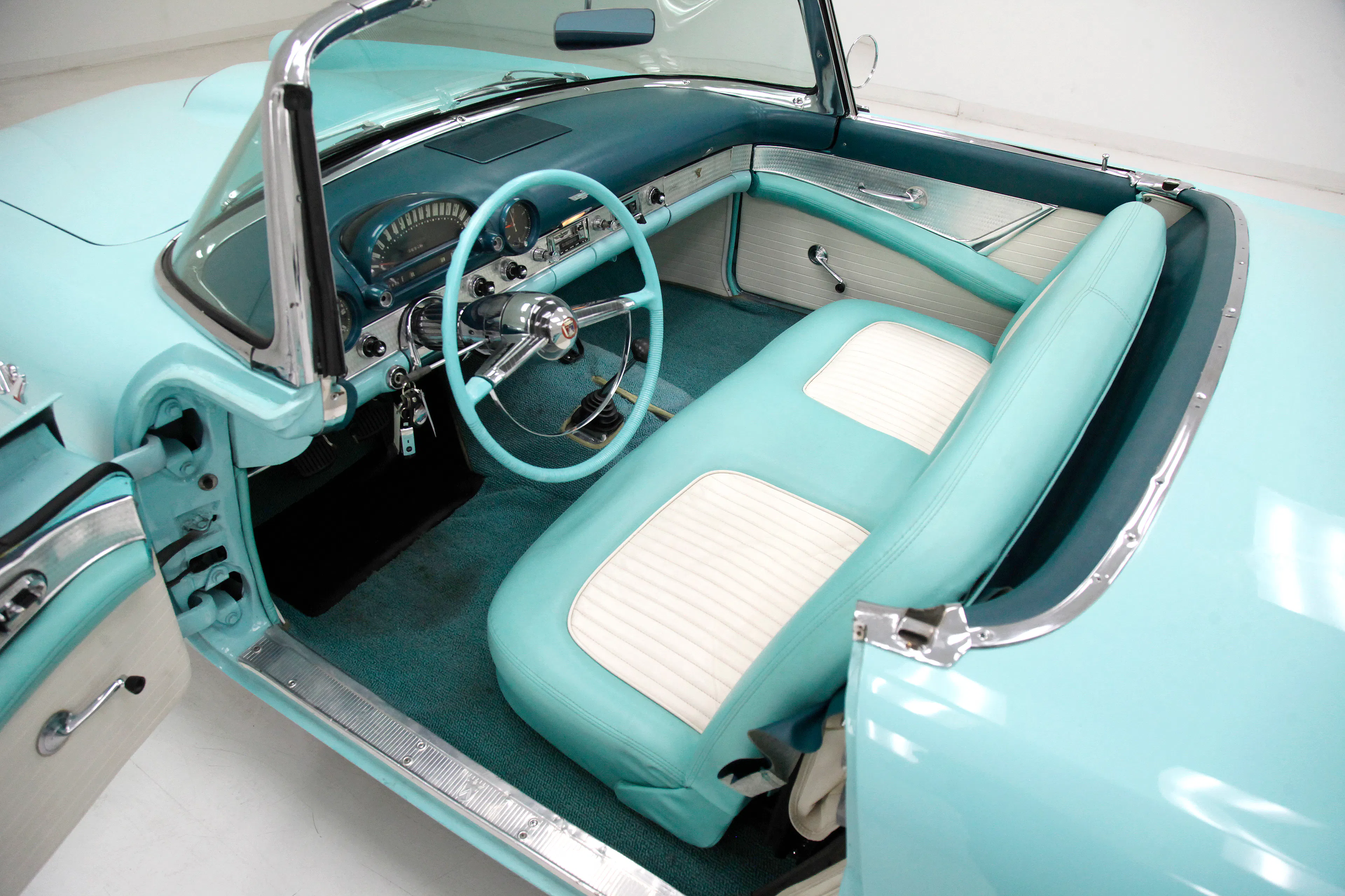 1955 Ford Thunderbird 2dr Convertible Courtesy of Classic Auto Mall