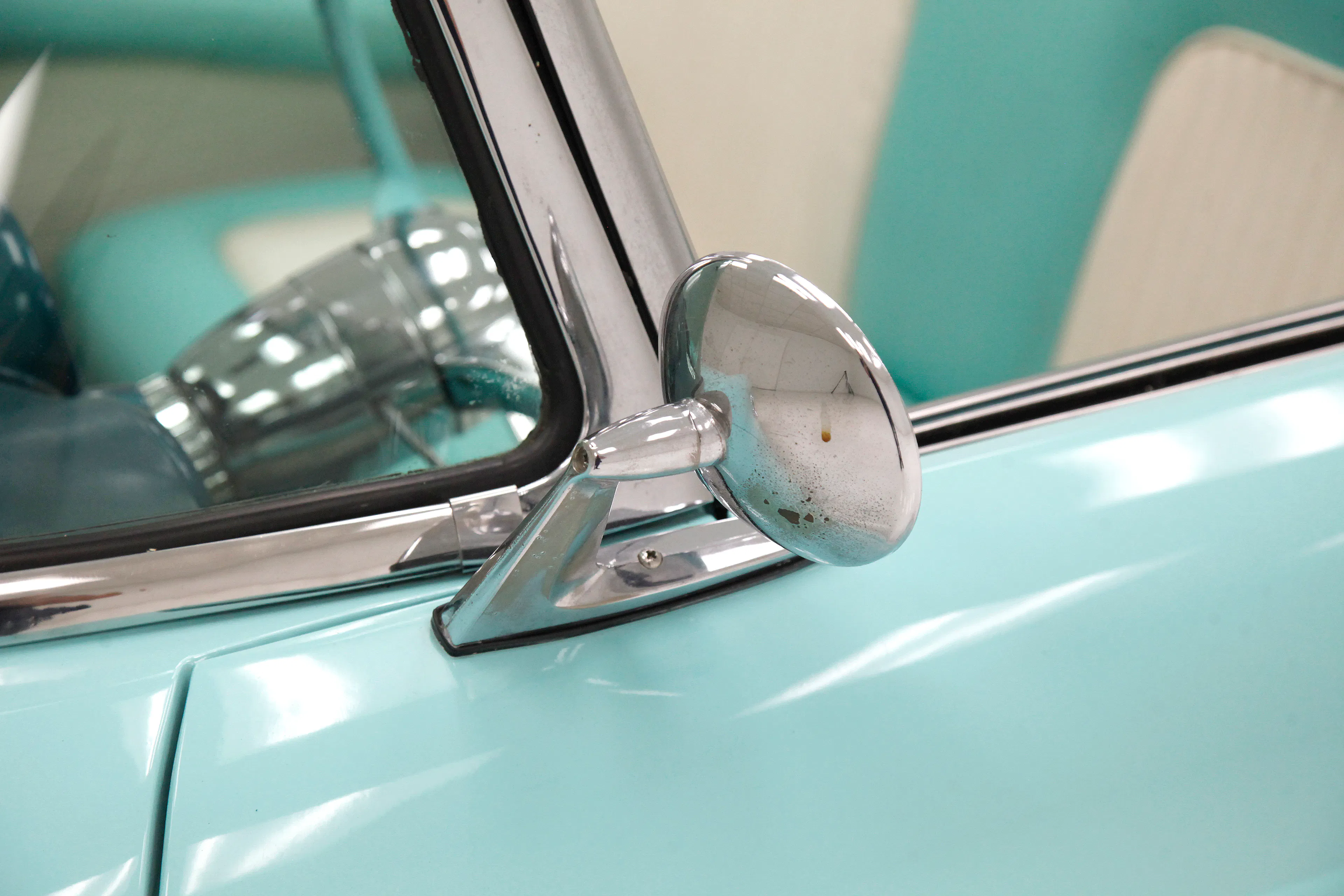 1955 Ford Thunderbird 2dr Convertible Courtesy of Classic Auto Mall