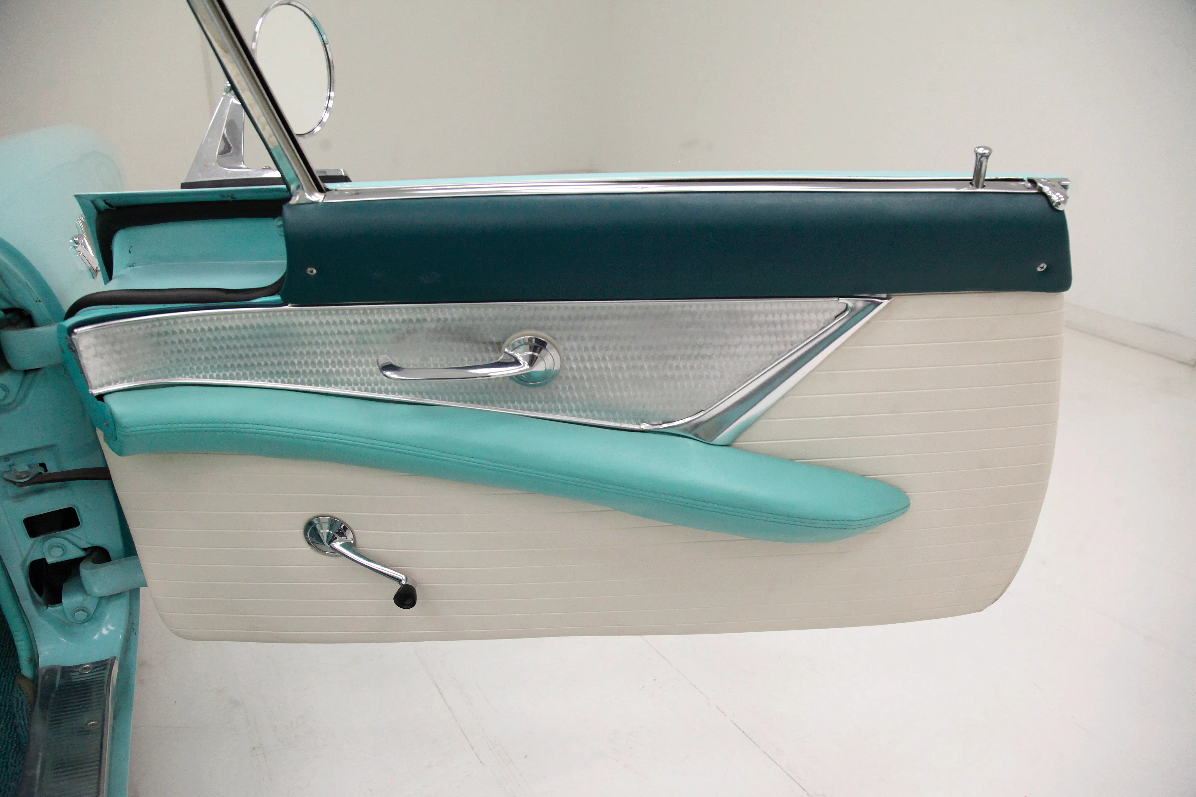 1955 Ford Thunderbird 2dr Convertible Courtesy of Classic Auto Mall