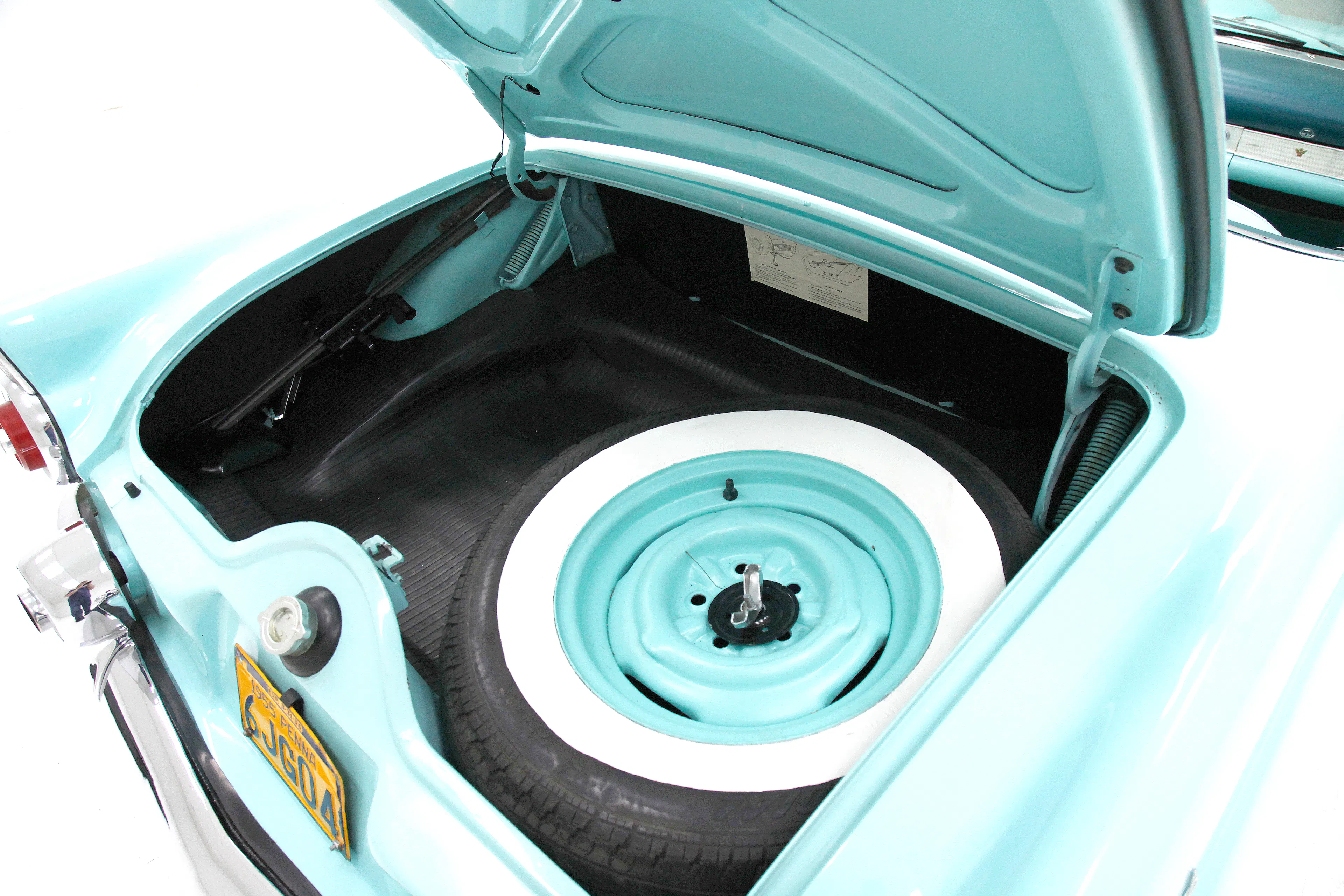 1955 Ford Thunderbird 2dr Convertible Courtesy of Classic Auto Mall