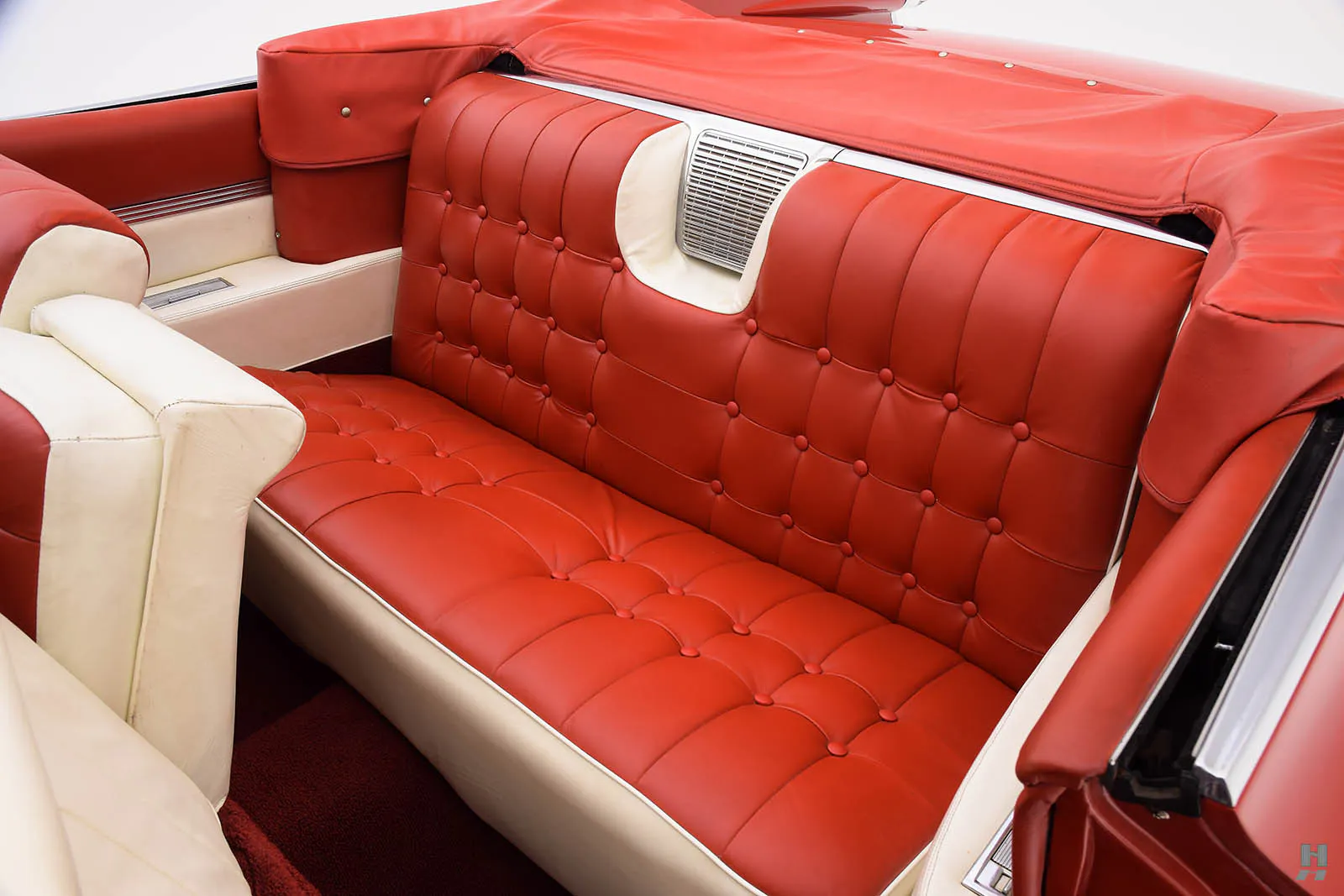 1959 Cadillac Series 62 2dr Convertible Courtesy of Hyman Ltd.