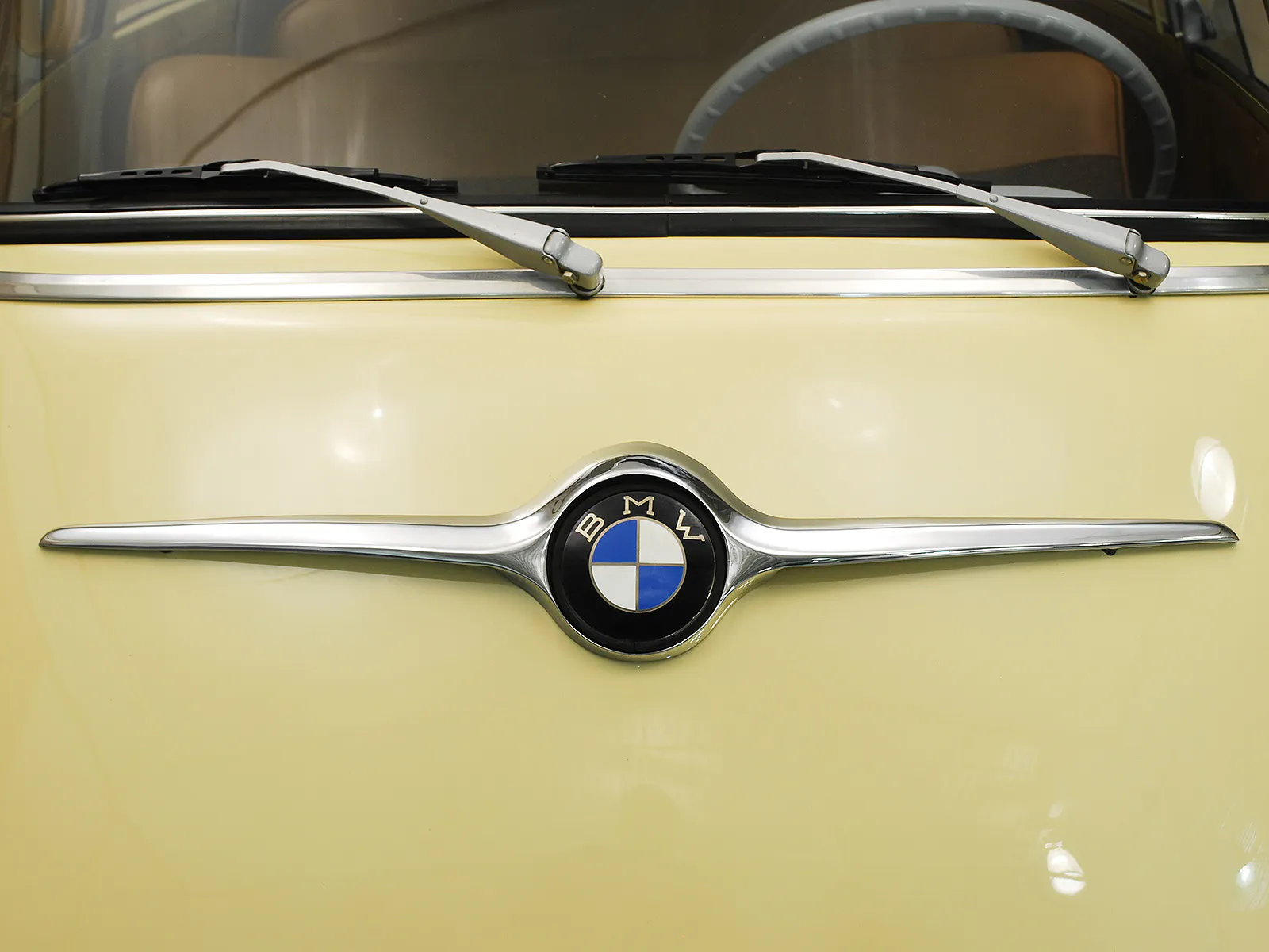 1960 BMW Isetta 600 2dr Coupe Courtesy of Hyman Ltd.