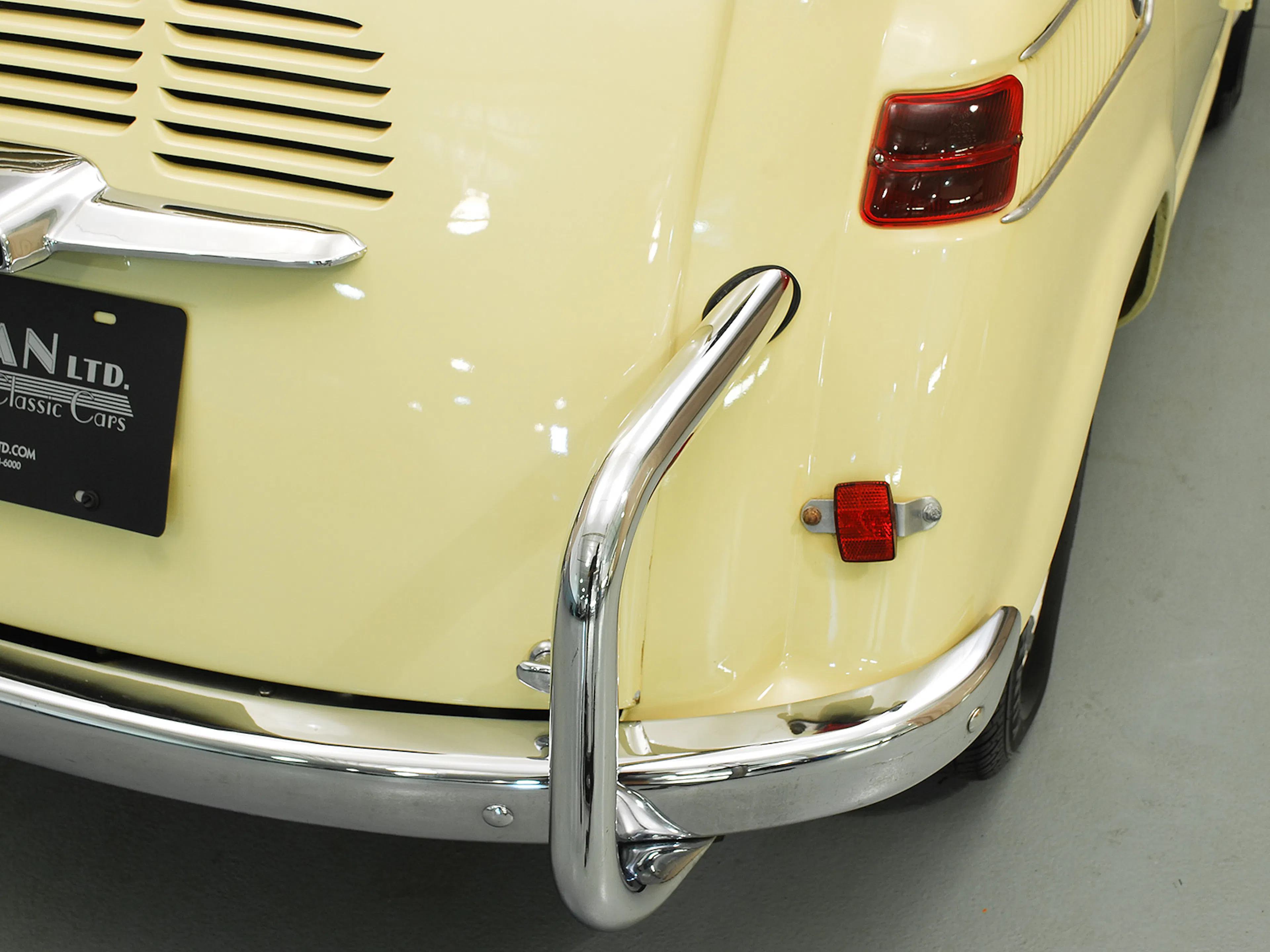 1960 BMW Isetta 600 2dr Coupe Courtesy of Hyman Ltd.