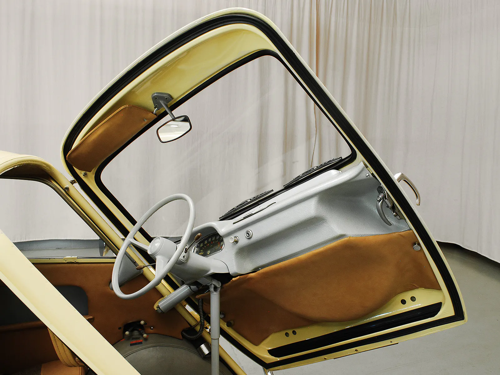 1960 BMW Isetta 600 2dr Coupe Courtesy of Hyman Ltd.