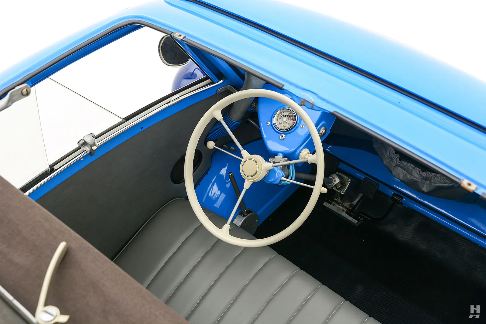 1957 BMW Isetta 300 1dr Coupe Courtesy of Hyman Ltd.