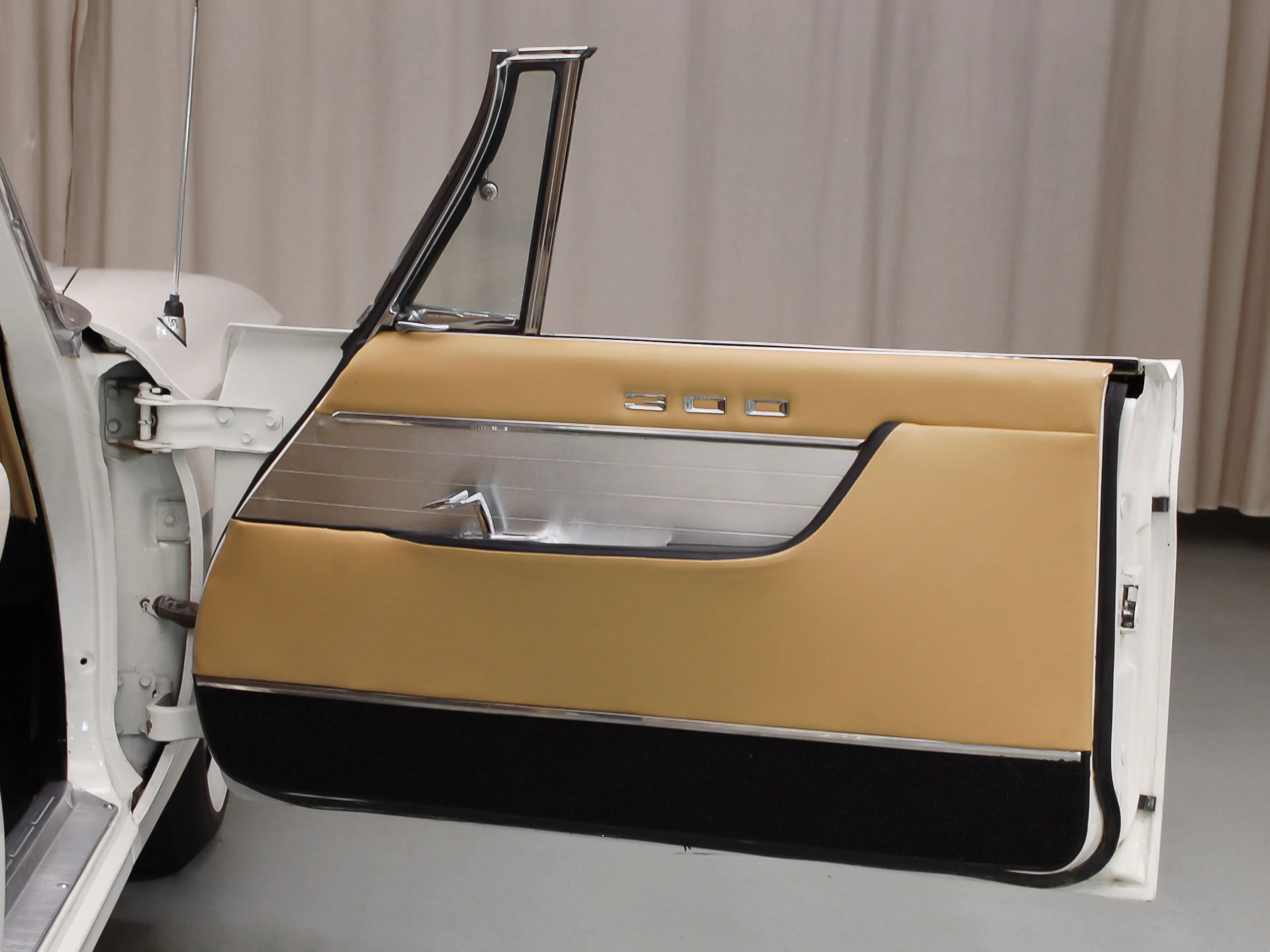 1960 Chrysler 300F 2dr Hardtop Coupe Courtesy of Hyman Ltd.