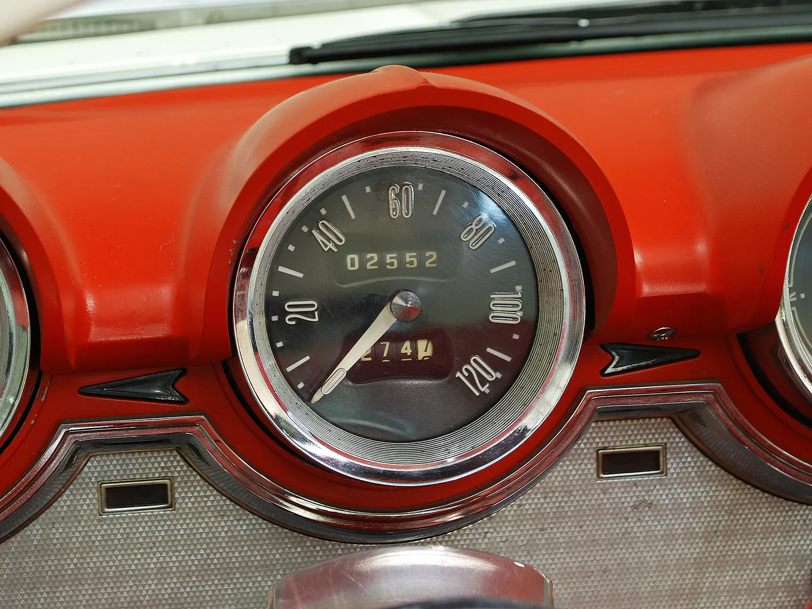 1960 Lincoln Continental Mk V 2dr Convertible Courtesy of Hyman Ltd.