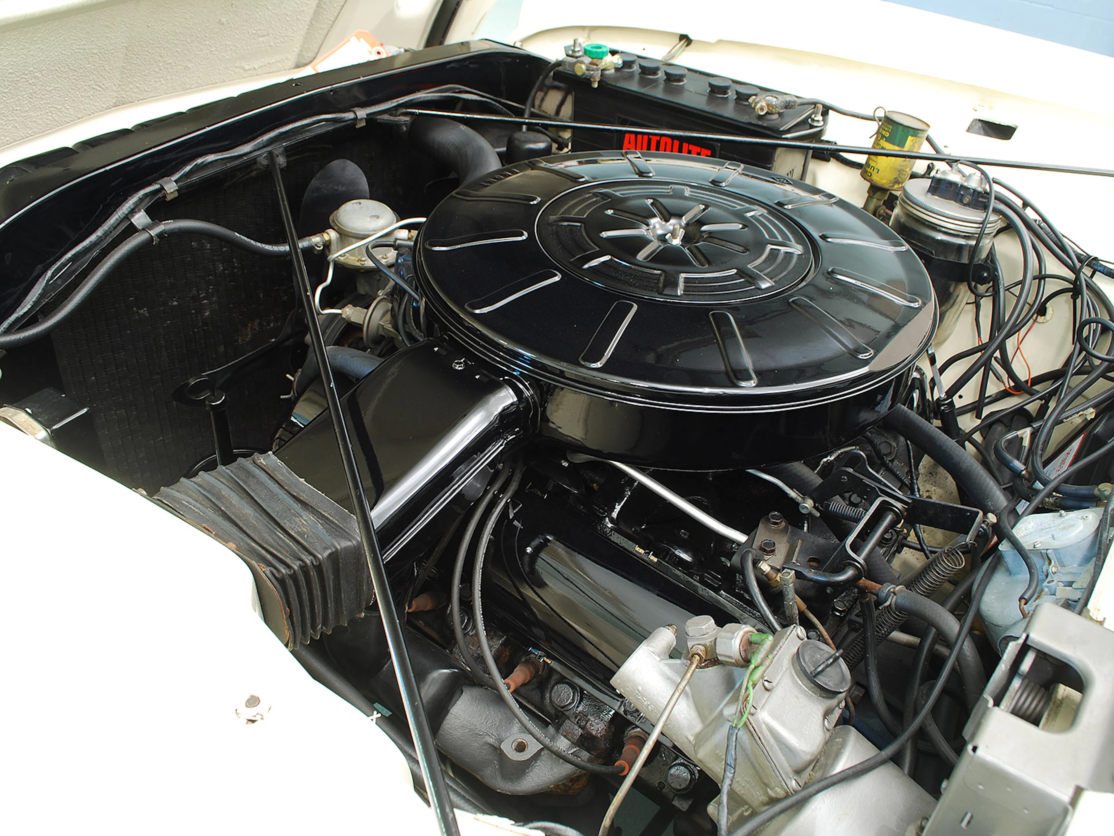 1960 Lincoln Continental Mk V 2dr Convertible Courtesy of Hyman Ltd.