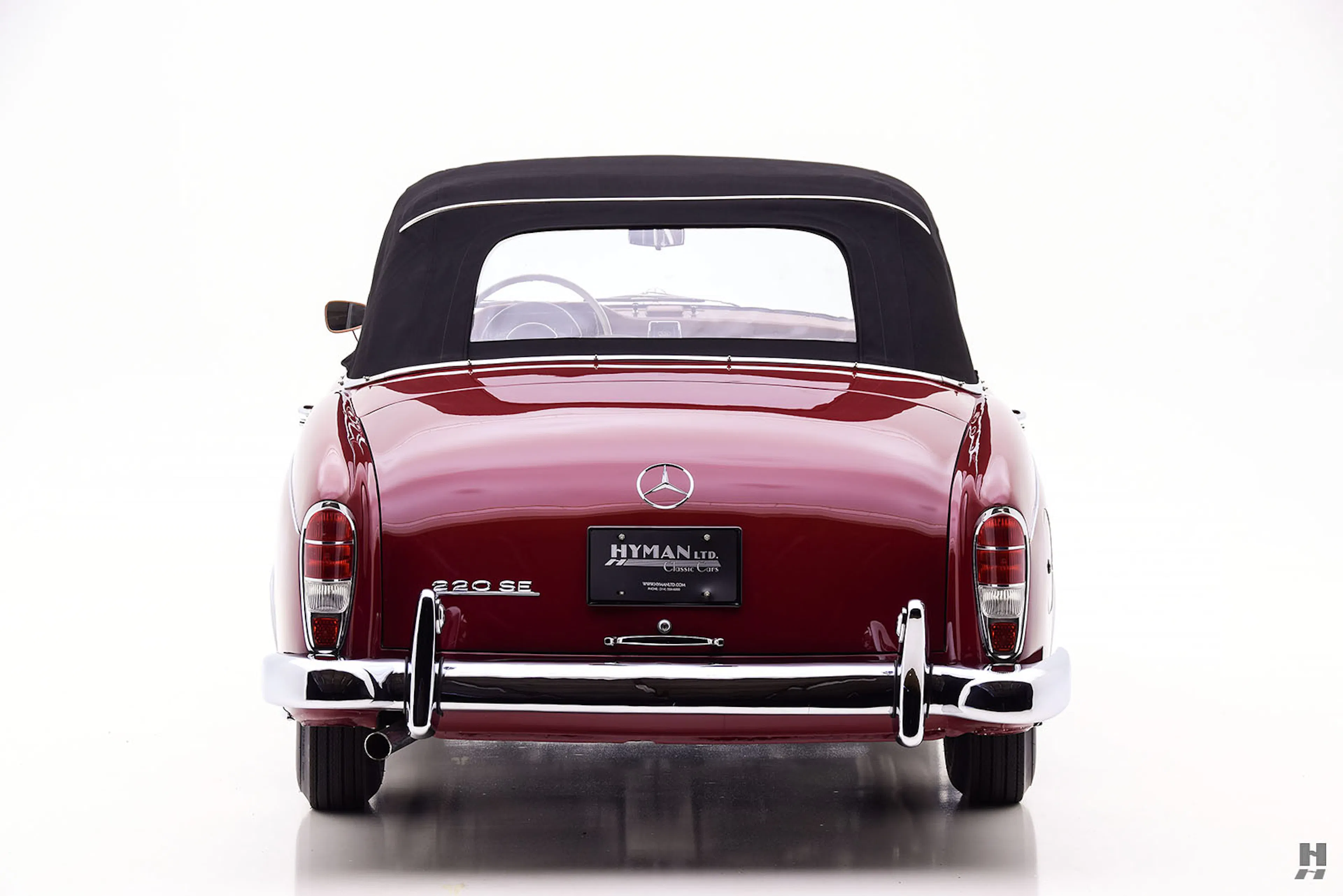 1960 Mercedes-Benz 220SEb 2dr Convertible Courtesy of Hyman Ltd.