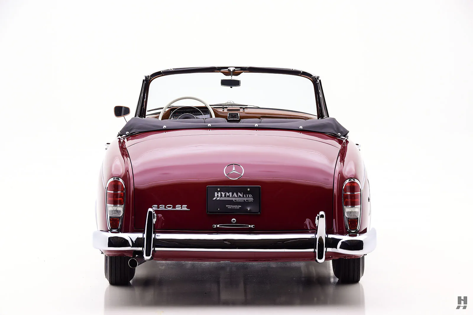 1960 Mercedes-Benz 220SEb 2dr Convertible Courtesy of Hyman Ltd.