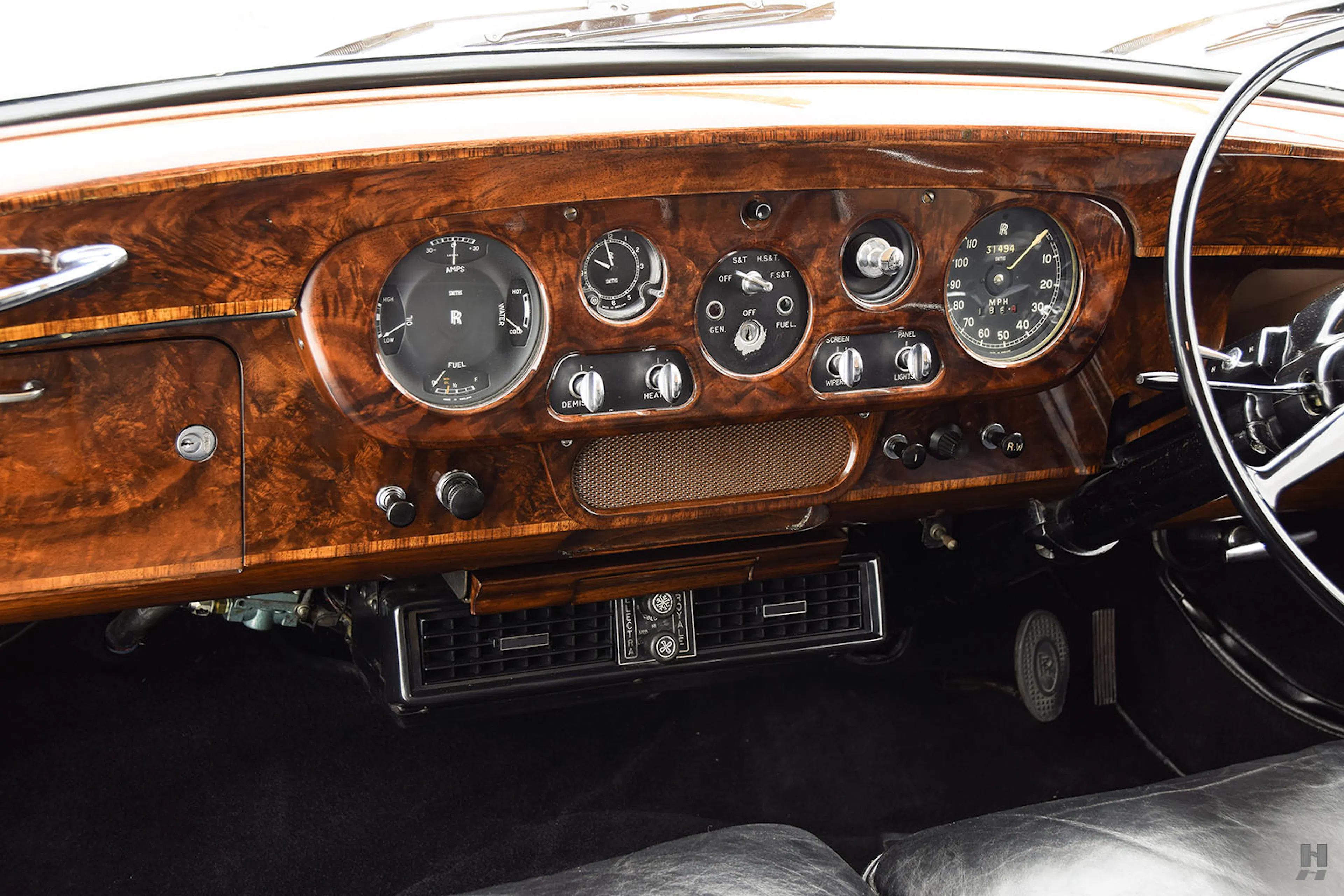 1960 Rolls-Royce Phantom V Park Ward 4dr Limousine Courtesy of Hyman Ltd.