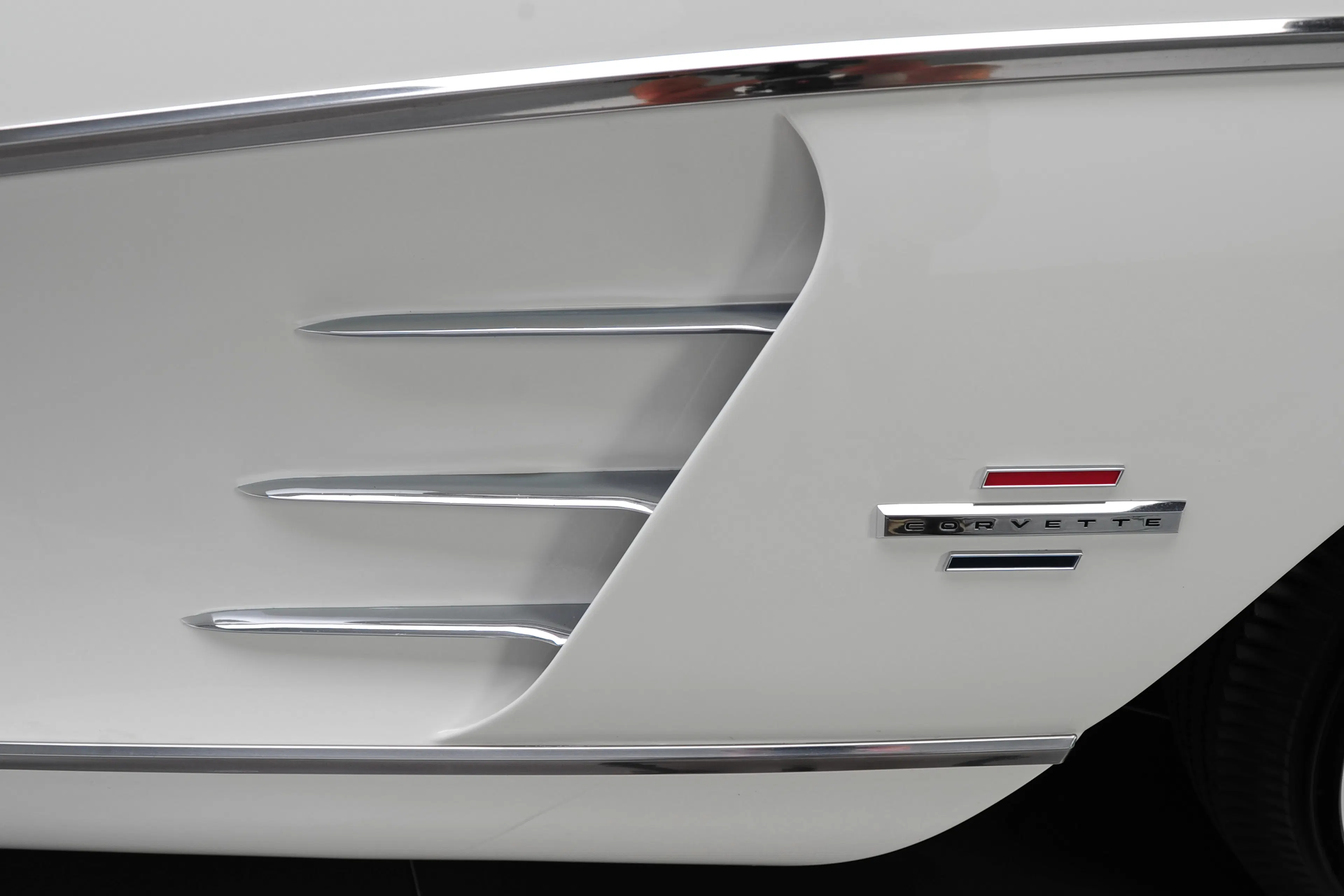 1961 Chevrolet Corvette 2dr Convertible Courtesy of RK Motors
