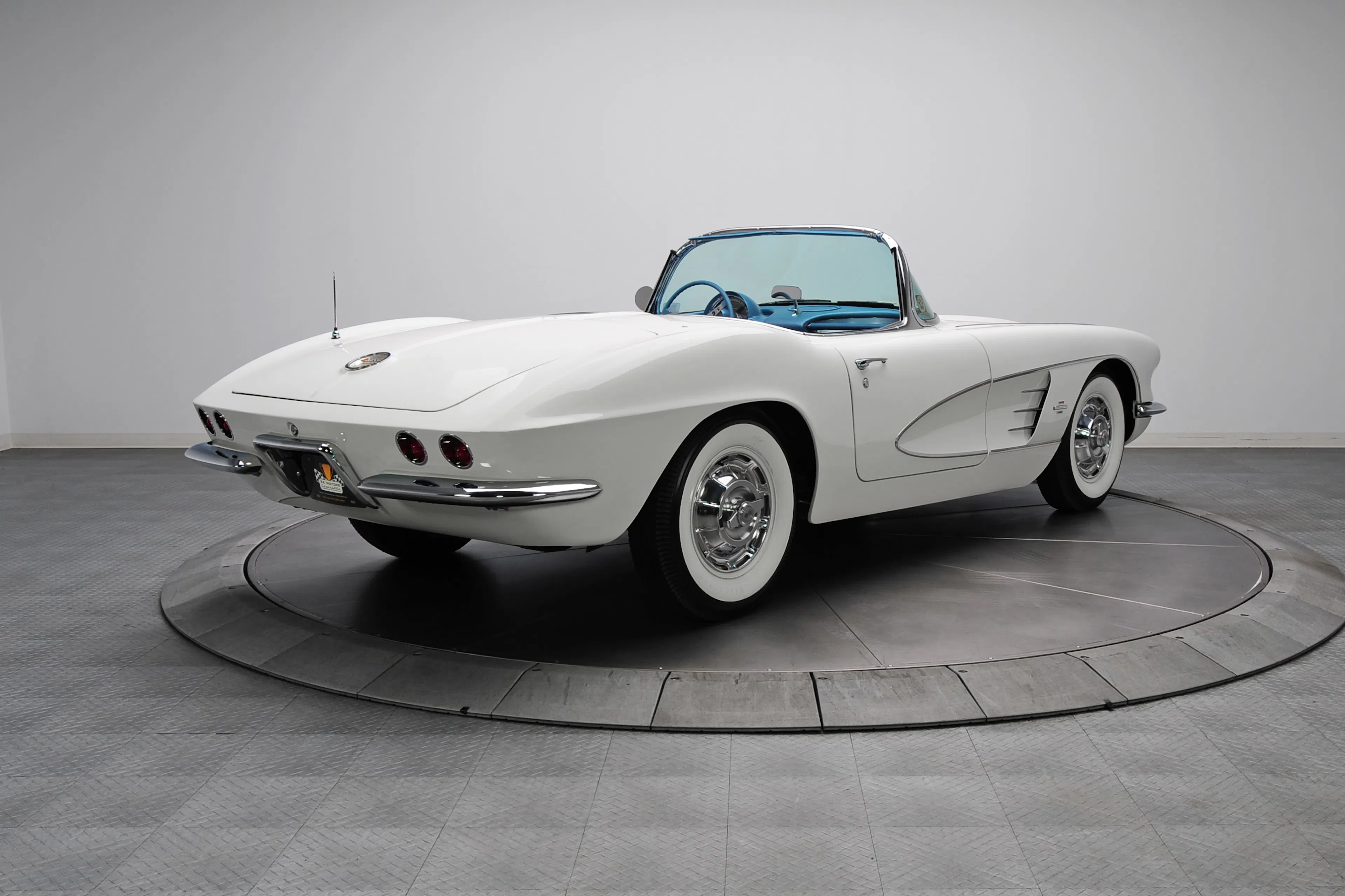 1961 Chevrolet Corvette 2dr Convertible Courtesy of RK Motors