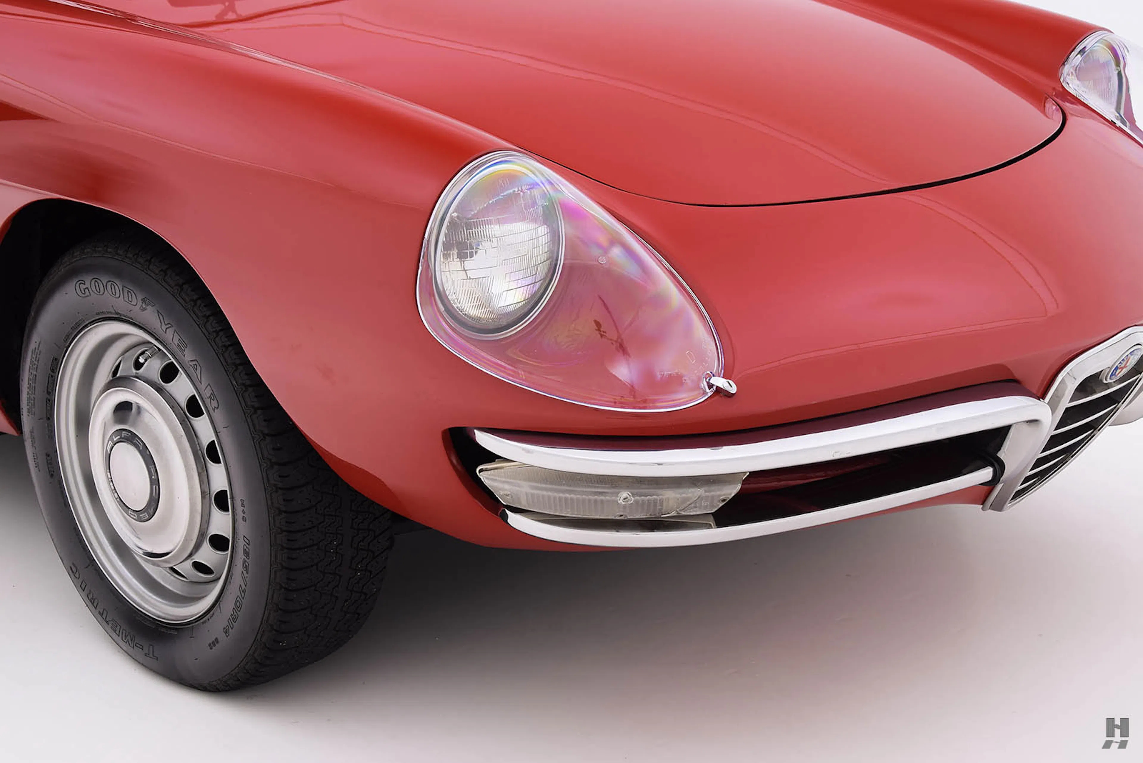 1966 Alfa Romeo Giulia Duetto Spider 2dr Convertible Courtesy of Hyman Ltd.