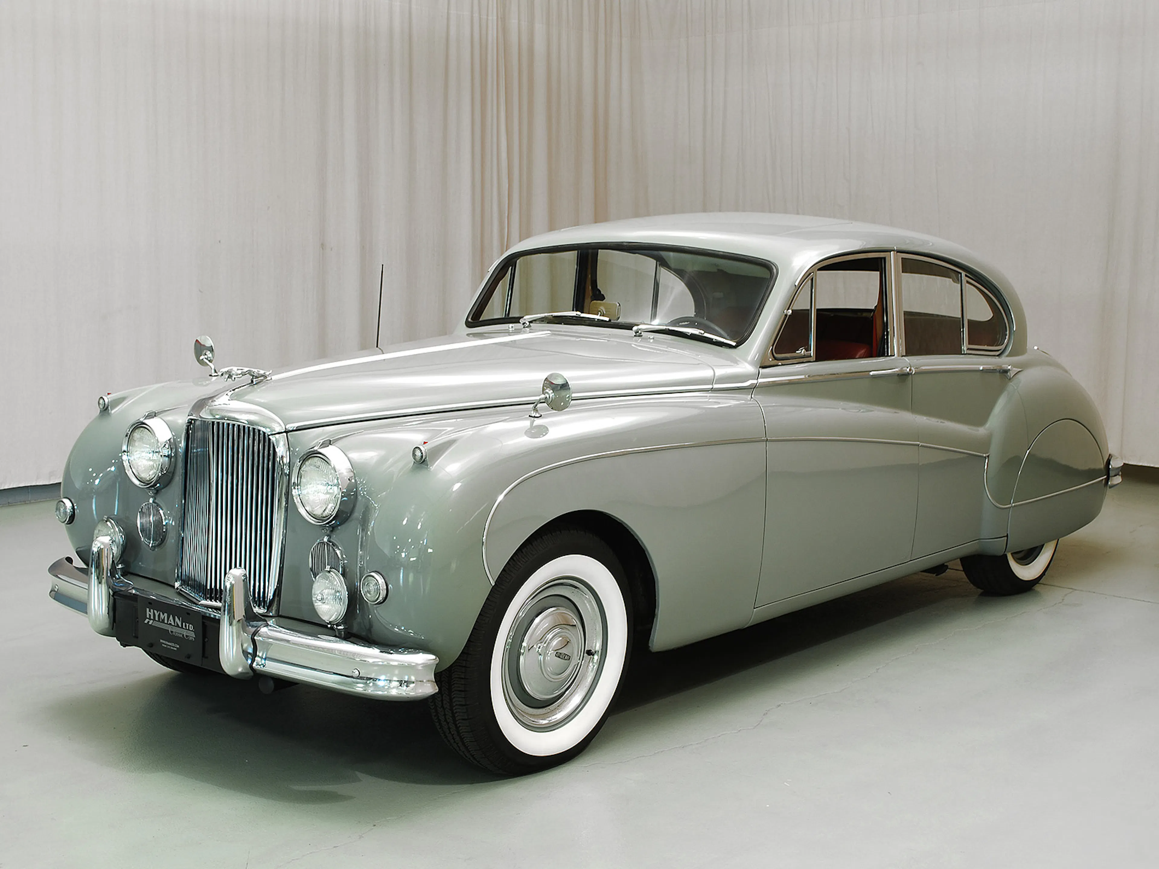 1961 Jaguar Mark IX 4dr Sedan Courtesy of Hyman Ltd.
