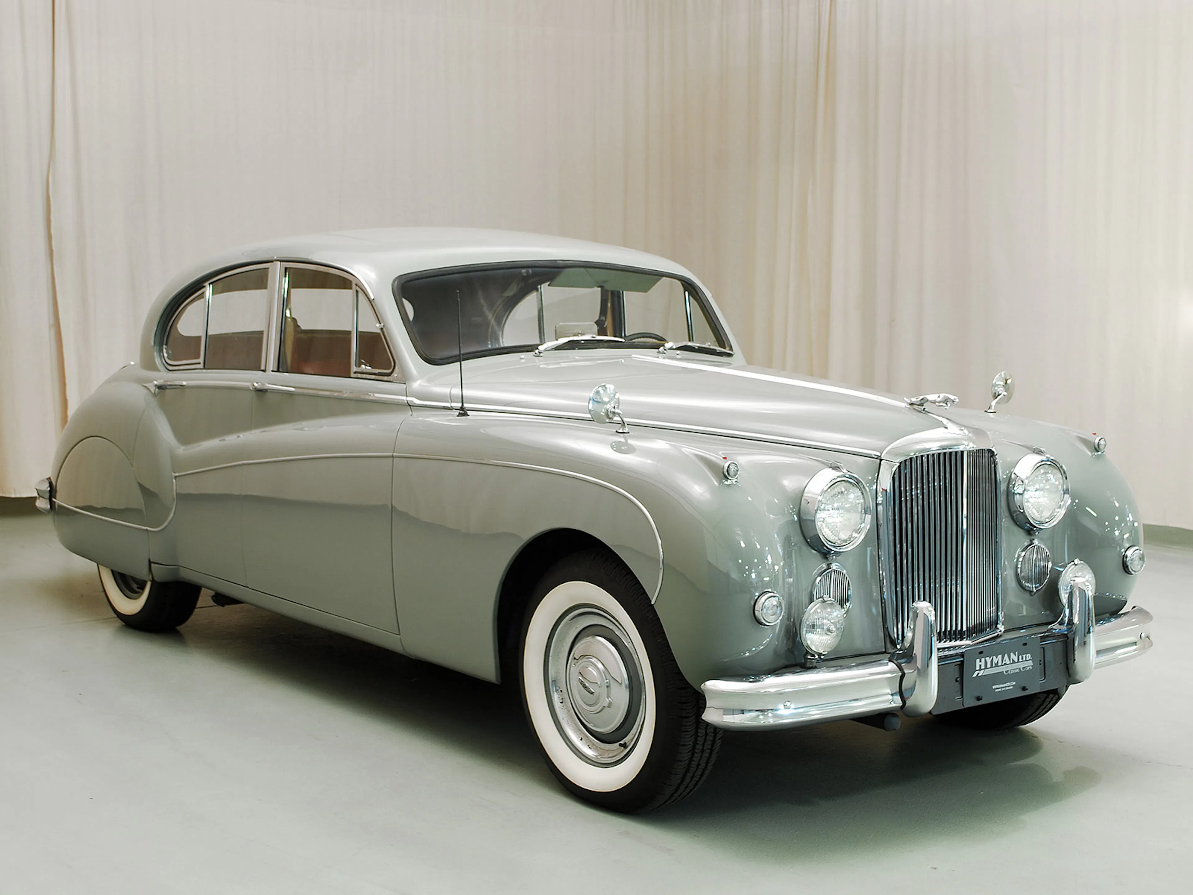 1961 Jaguar Mark IX 4dr Sedan Courtesy of Hyman Ltd.