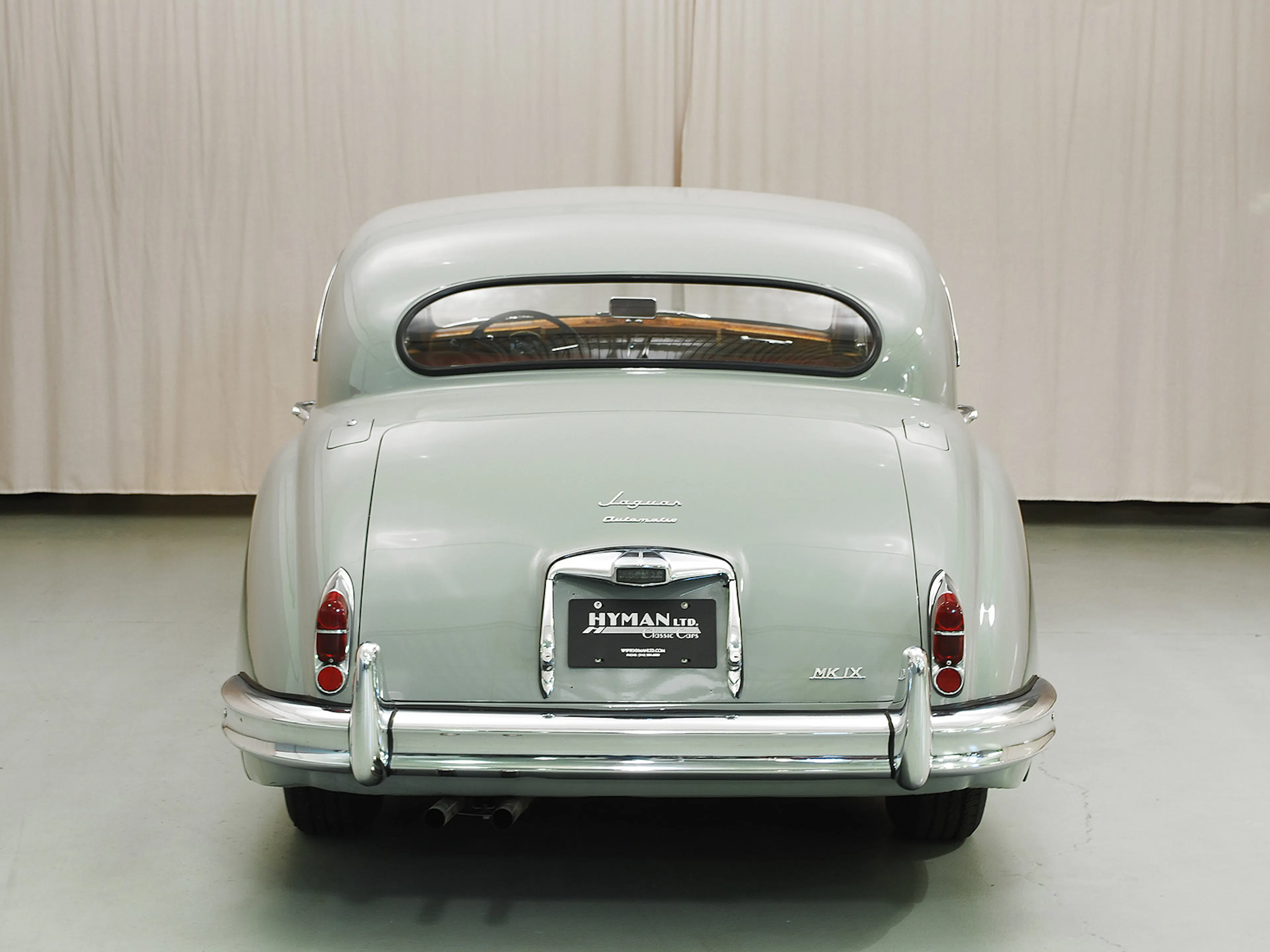 1961 Jaguar Mark IX 4dr Sedan Courtesy of Hyman Ltd.