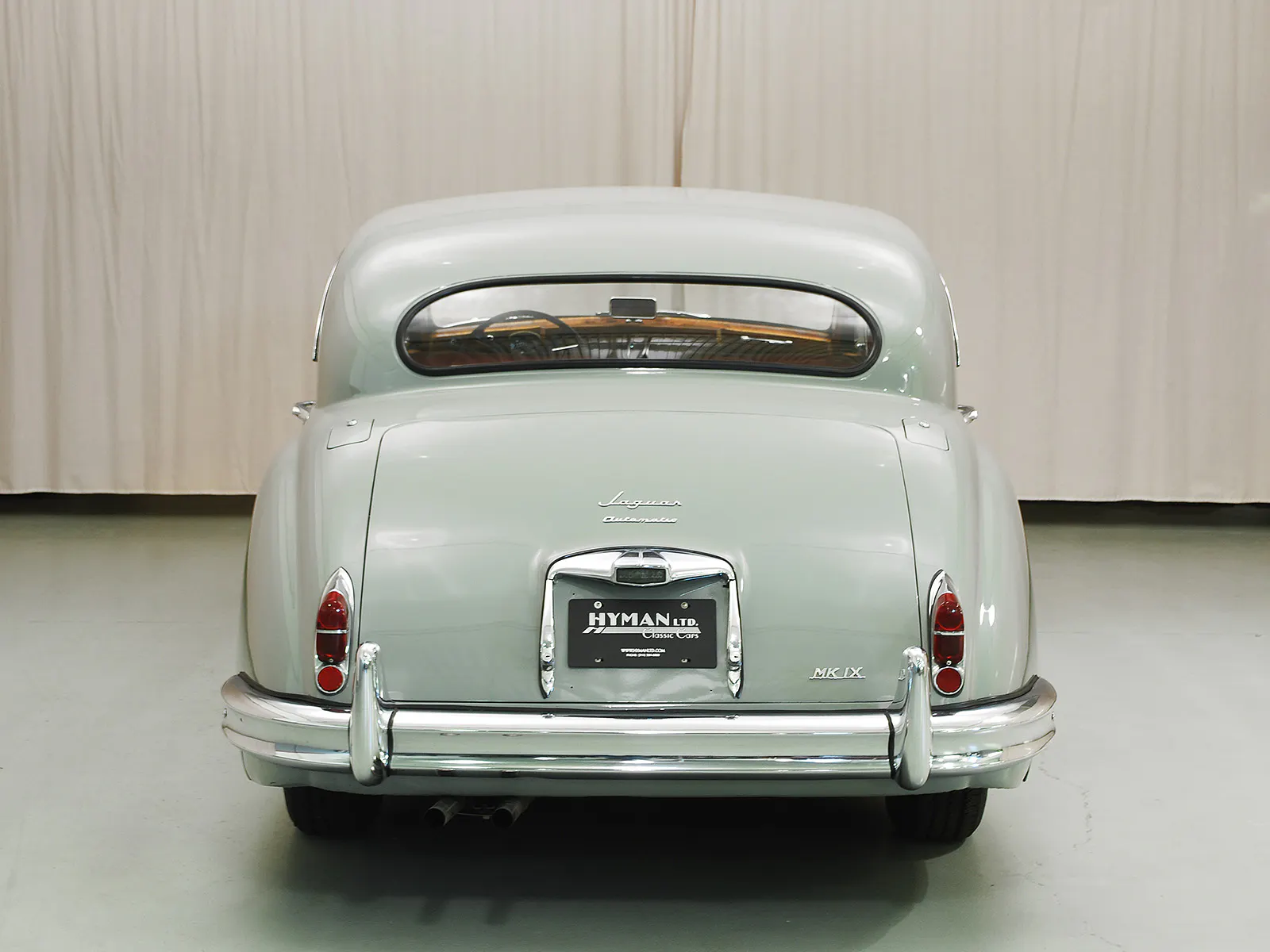 1961 Jaguar Mark IX 4dr Sedan Courtesy of Hyman Ltd.
