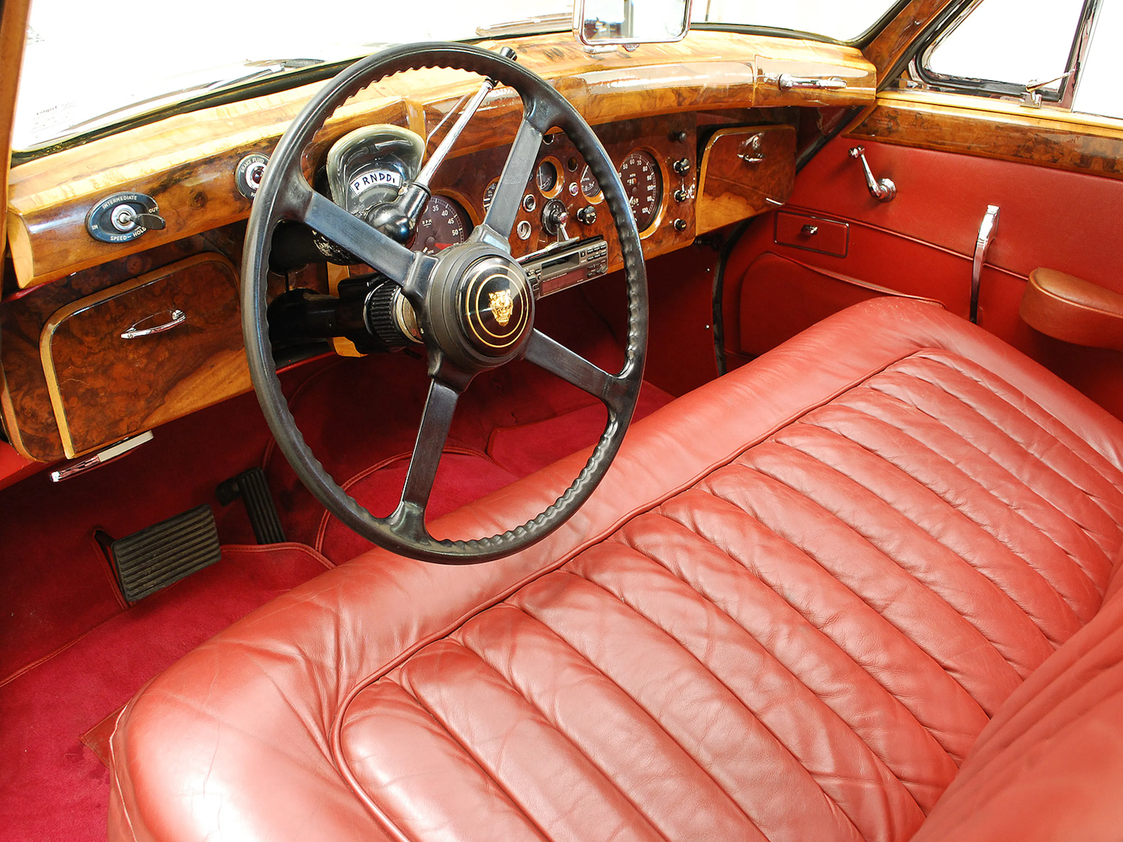 1961 Jaguar Mark IX 4dr Sedan Courtesy of Hyman Ltd.