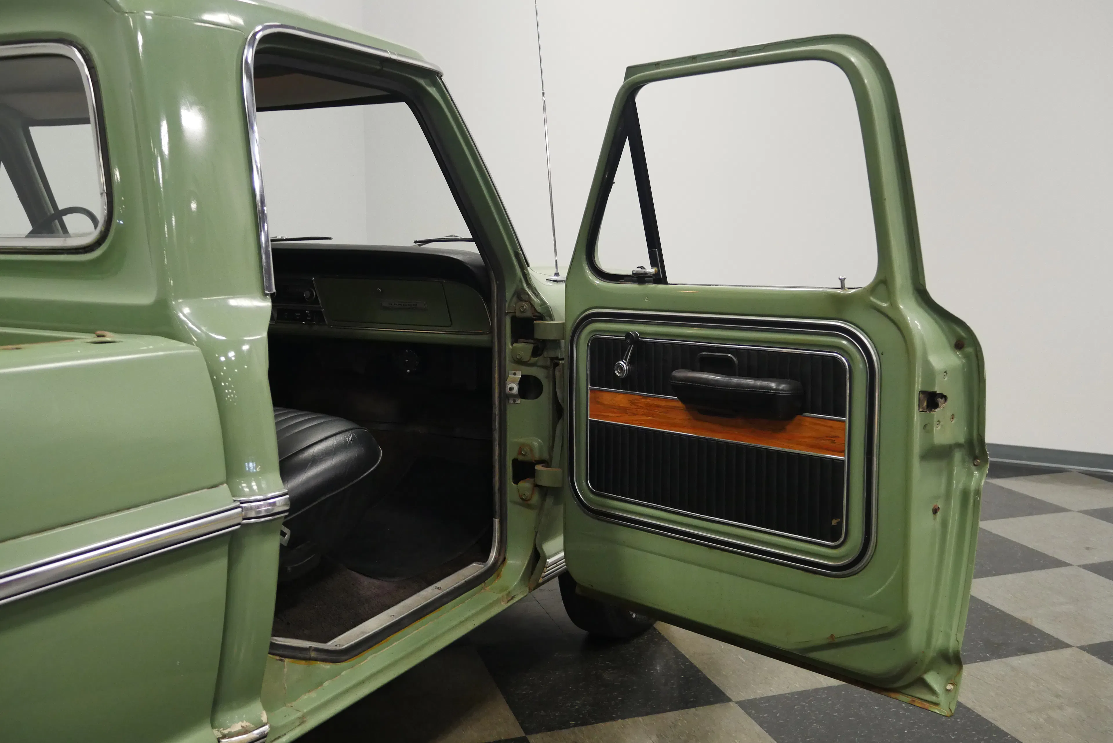 1969 Ford F-100 Ranger 2dr Styleside Long Bed Courtesy of Streetside Classics