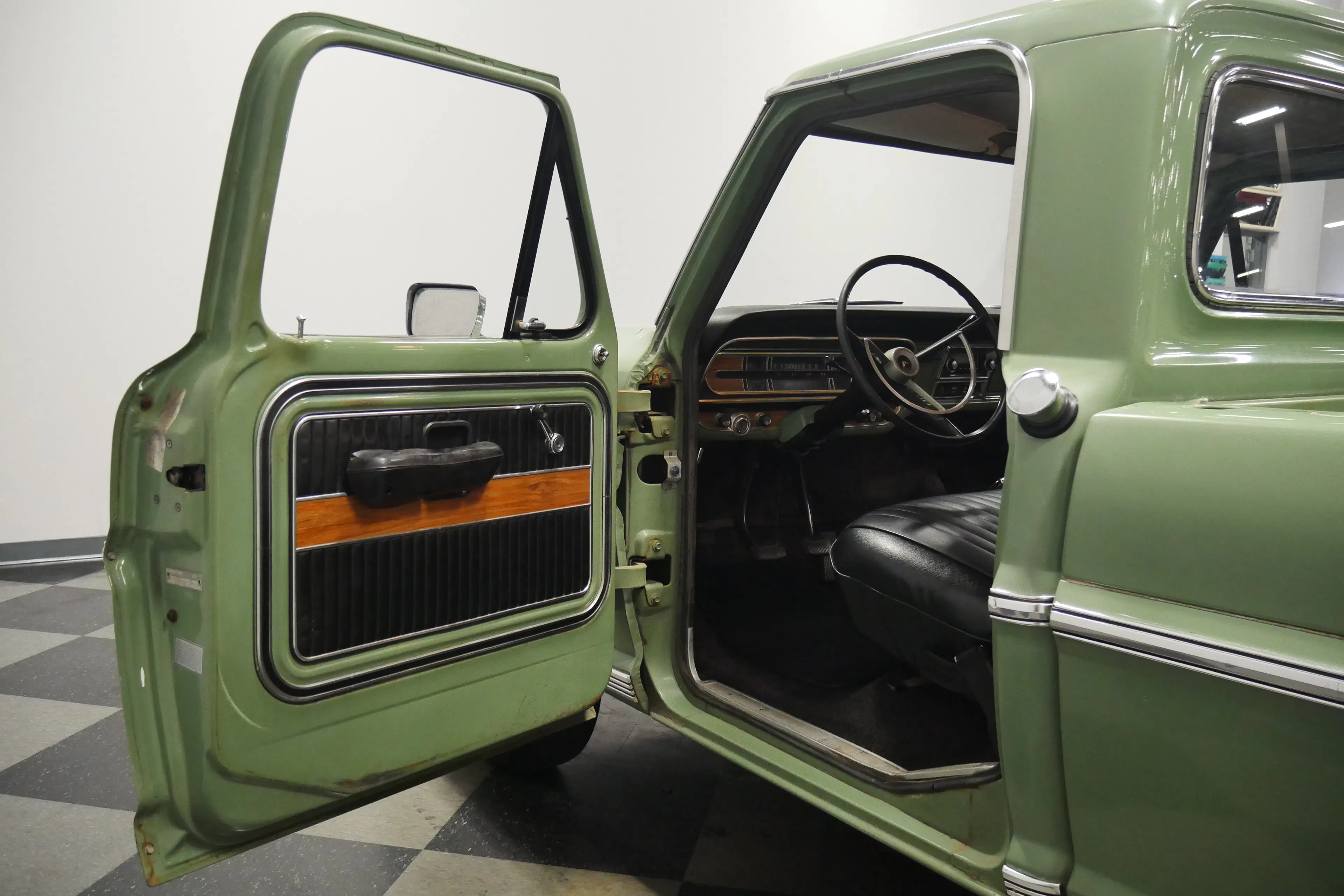 1969 Ford F-100 Ranger 2dr Styleside Long Bed Courtesy of Streetside Classics