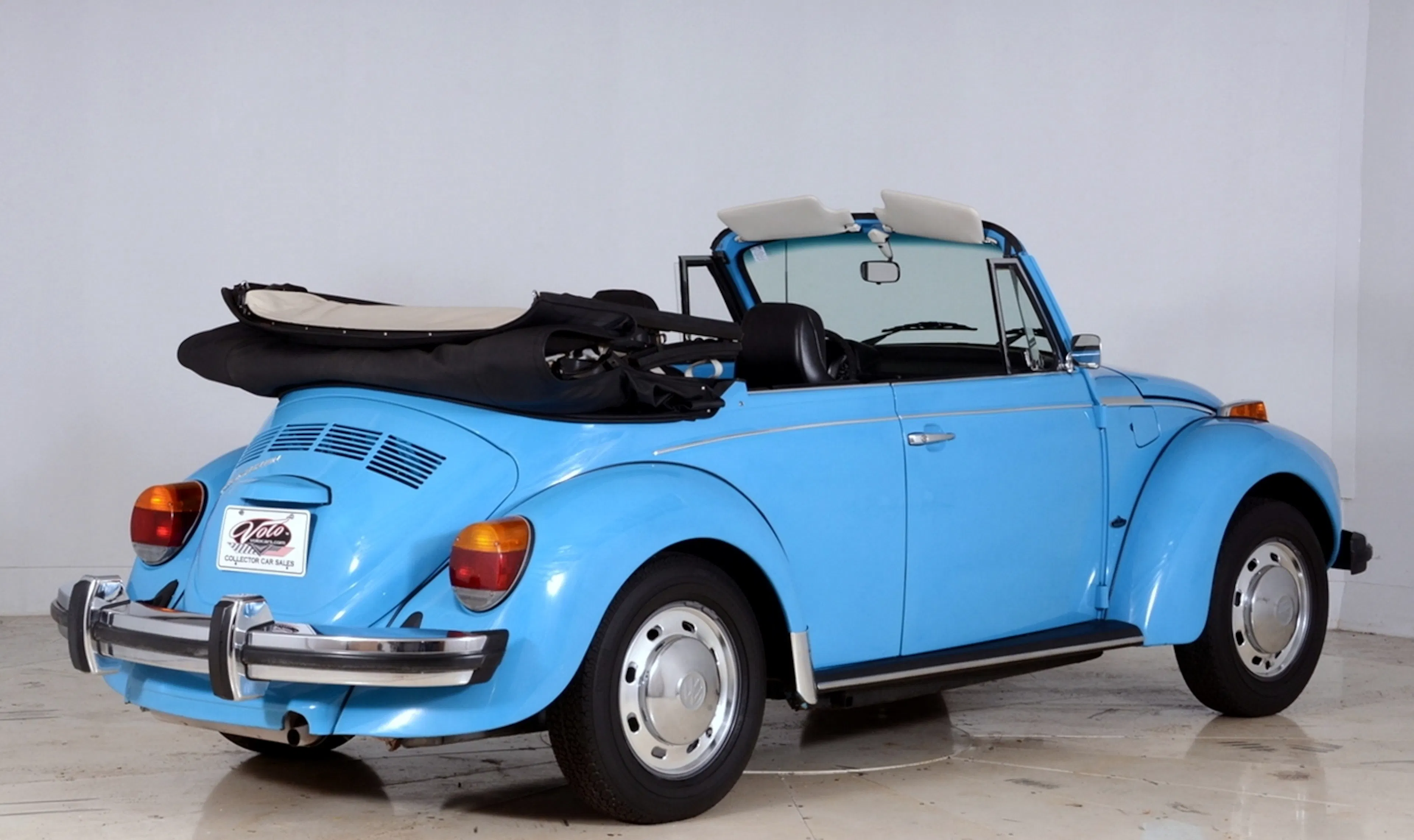 1976 Volkswagen Super Beetle 2dr Convertible Courtesy of Volo