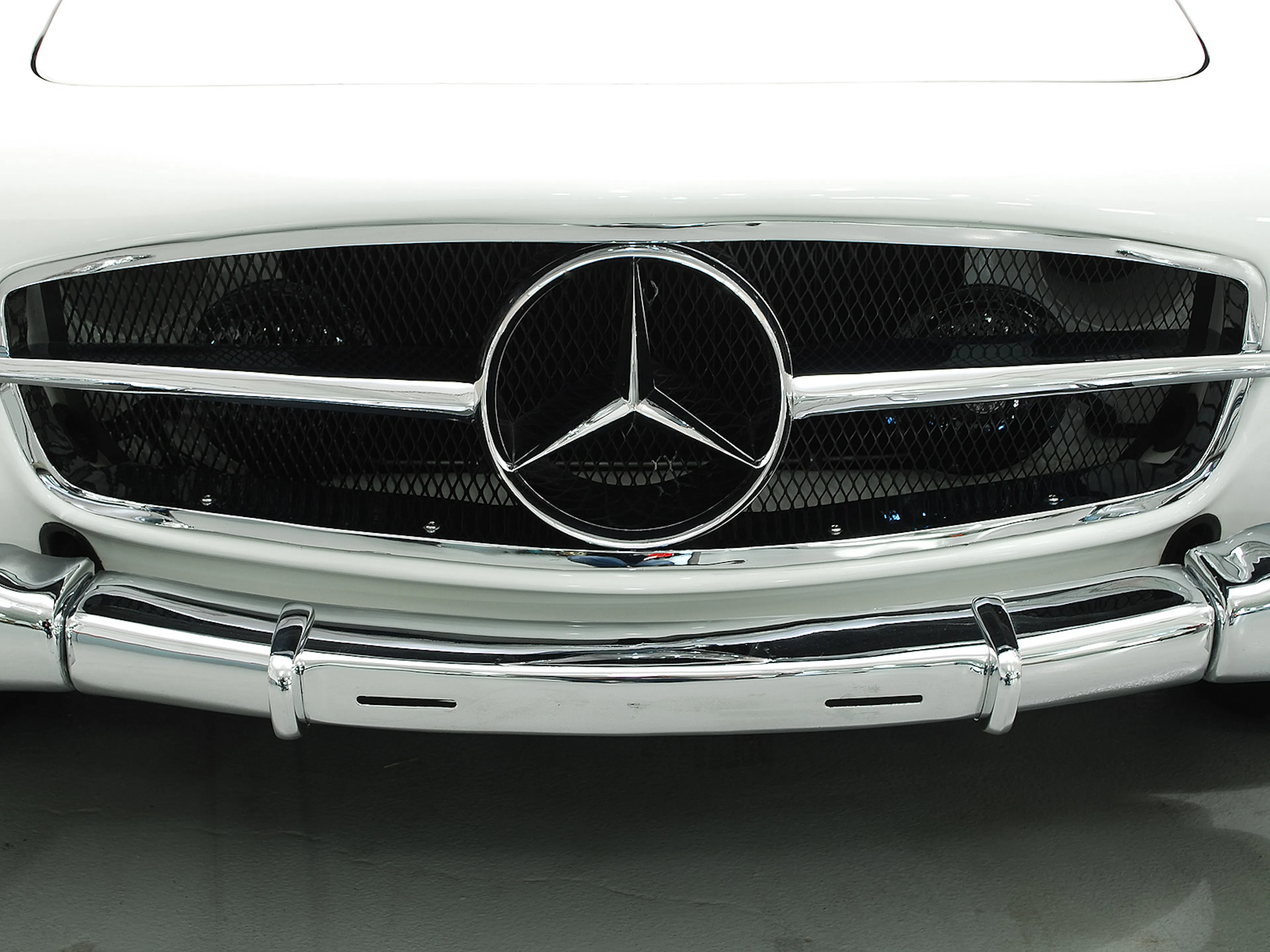 1963 Mercedes-Benz 190SL 2dr Convertible Courtesy of Hyman Ltd.