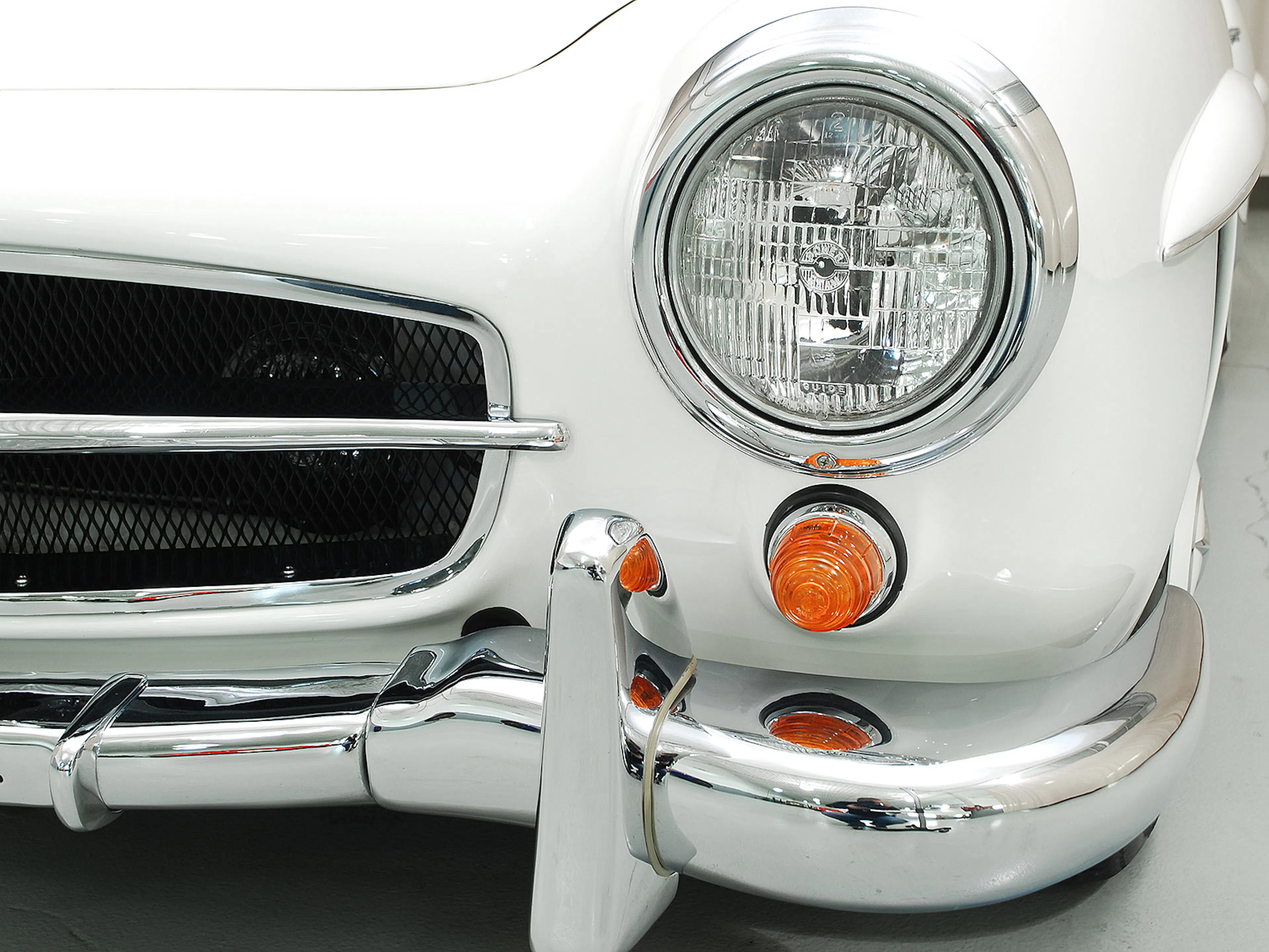 1963 Mercedes-Benz 190SL 2dr Convertible Courtesy of Hyman Ltd.