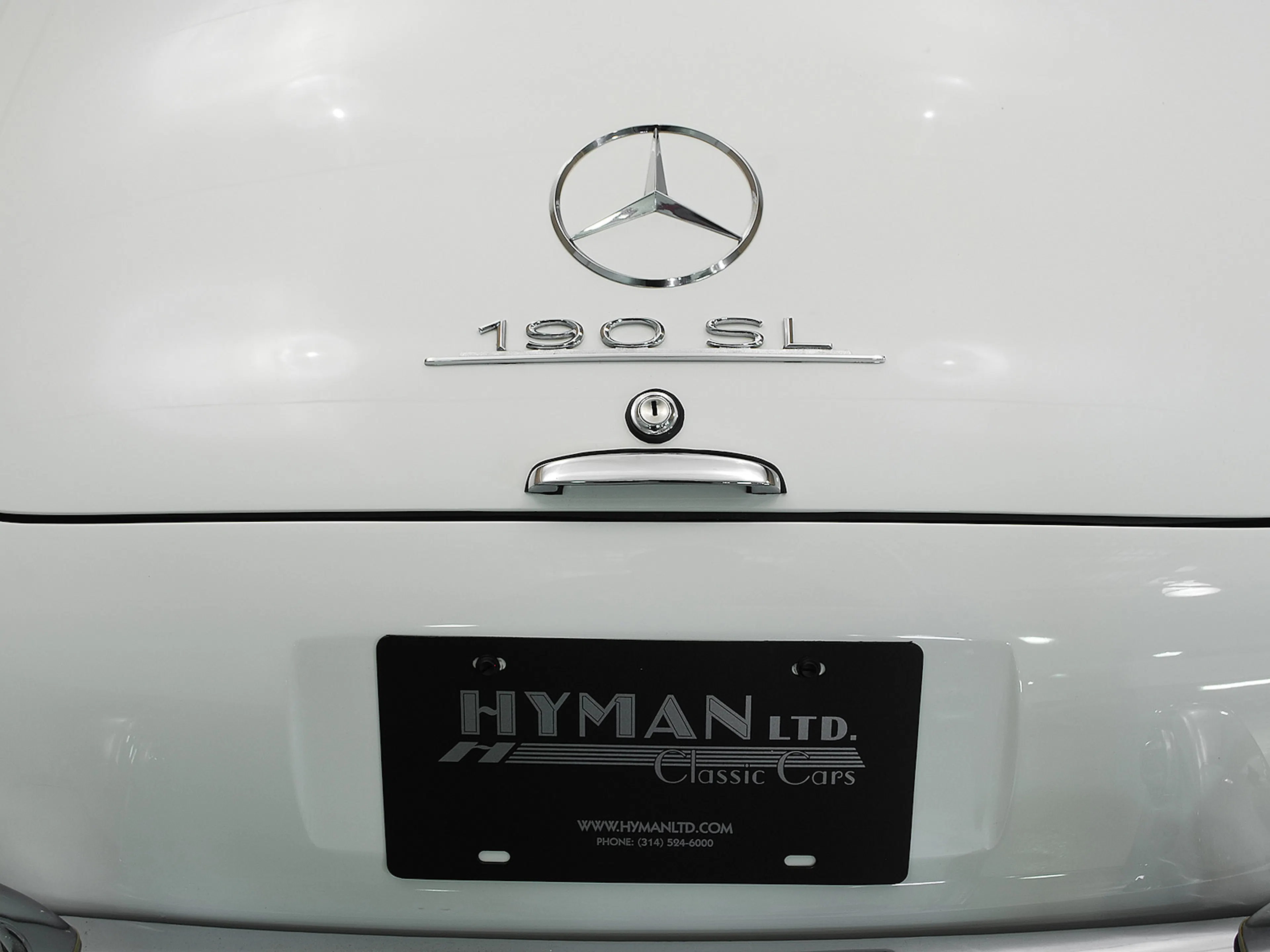 1963 Mercedes-Benz 190SL 2dr Convertible Courtesy of Hyman Ltd.