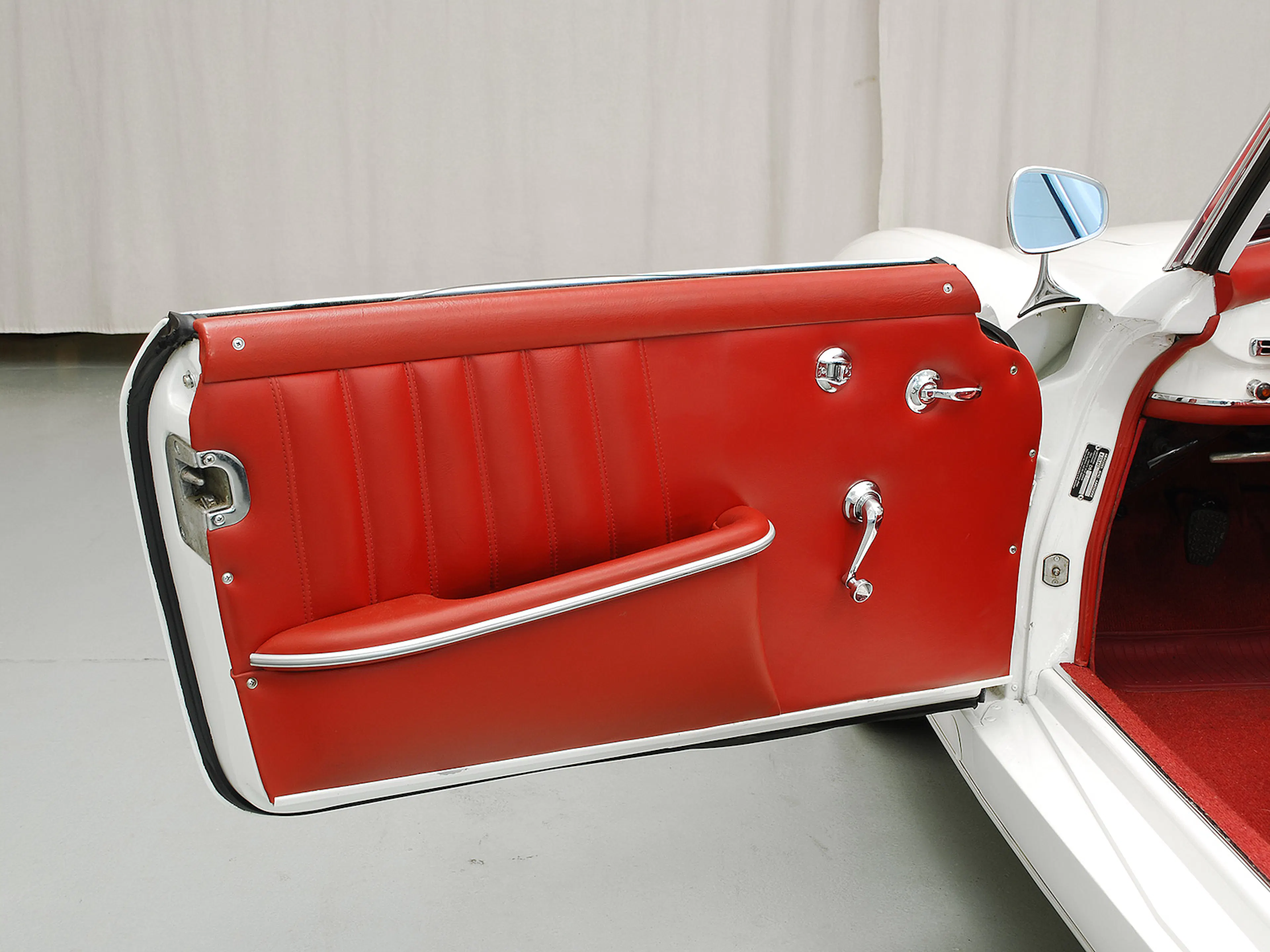 1963 Mercedes-Benz 190SL 2dr Convertible Courtesy of Hyman Ltd.