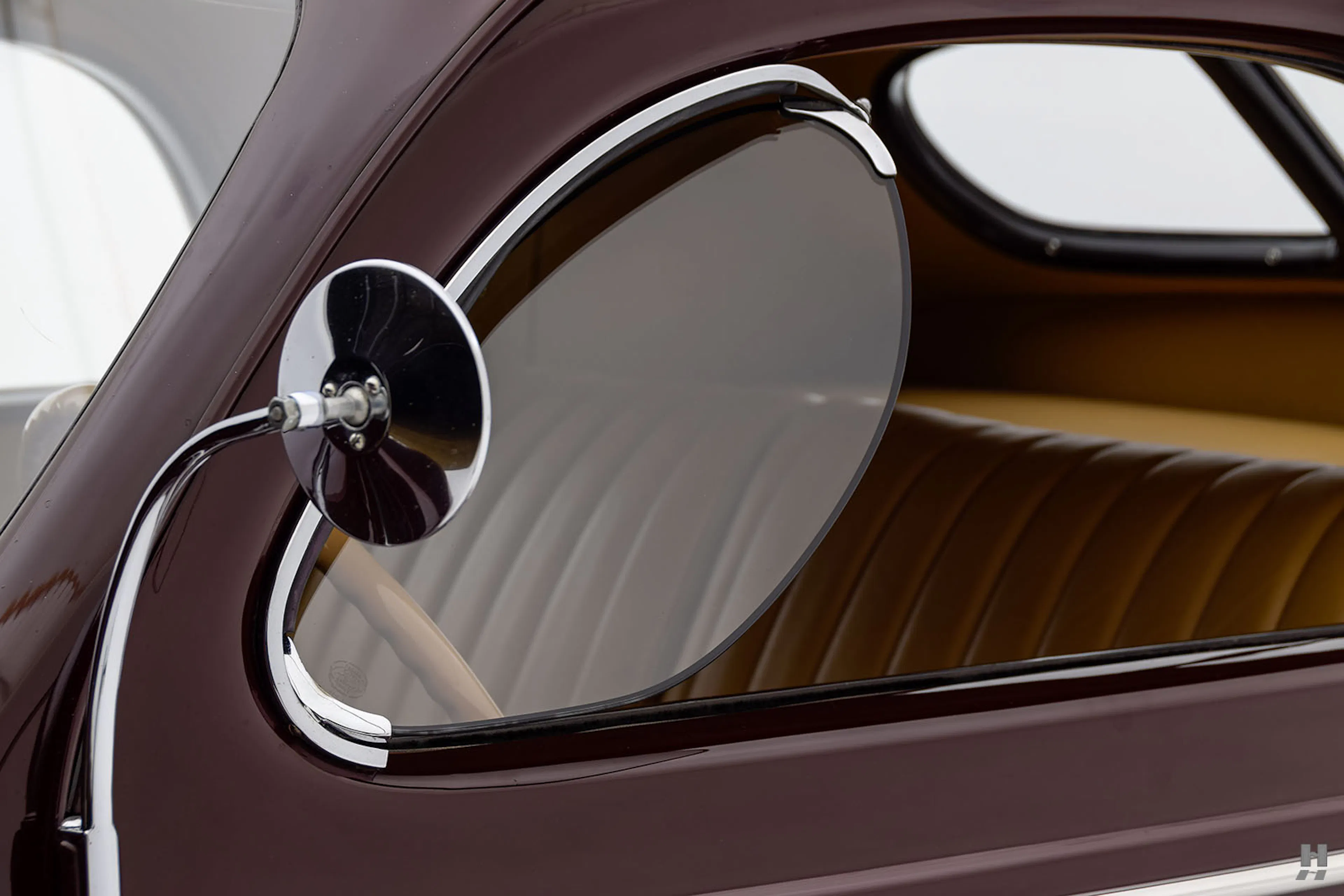1939 Lincoln Zephyr 2dr Coupe Courtesy of Hyman Ltd.