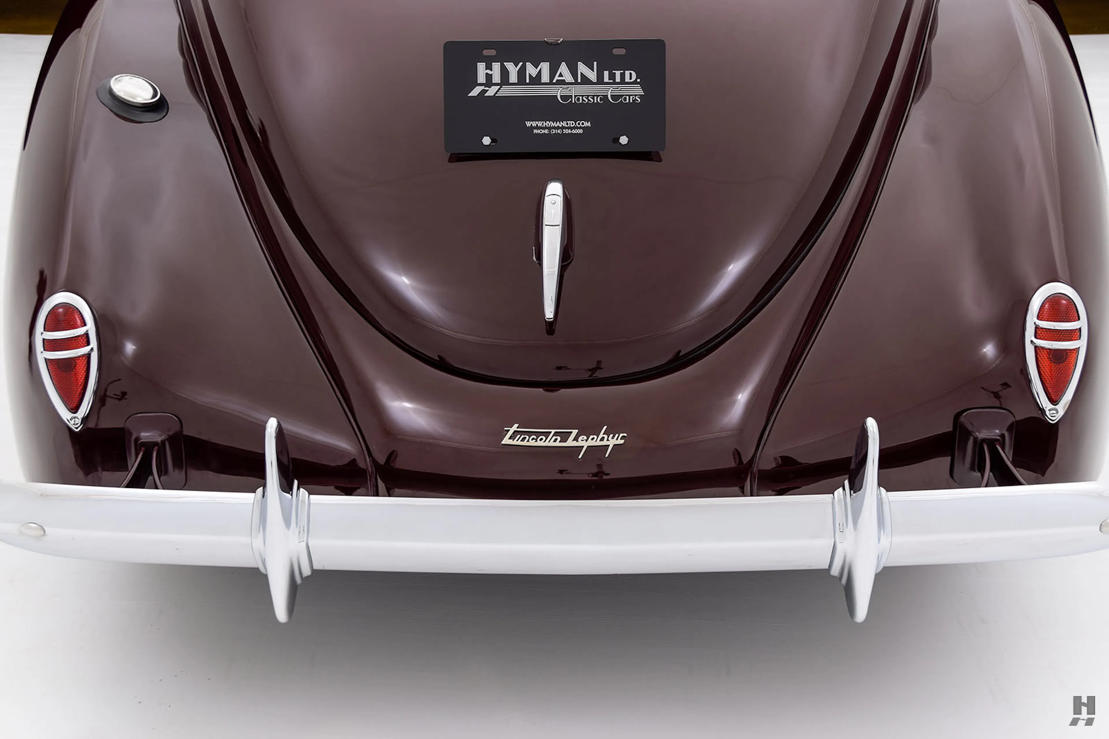 1939 Lincoln Zephyr 2dr Coupe Courtesy of Hyman Ltd.